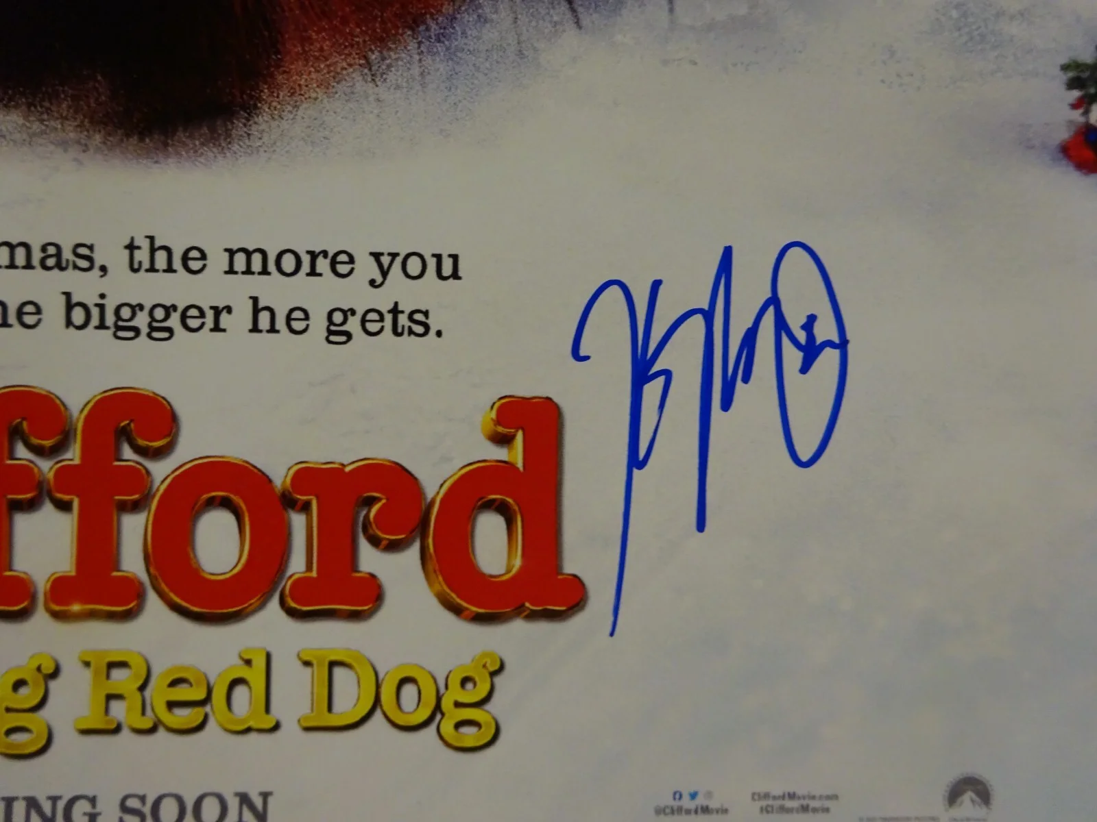 Kenan Thompson — Signed Kenan Thompson Autographed Clifford The Big Red Dog 11"x17" Photo BAS COA, image 3