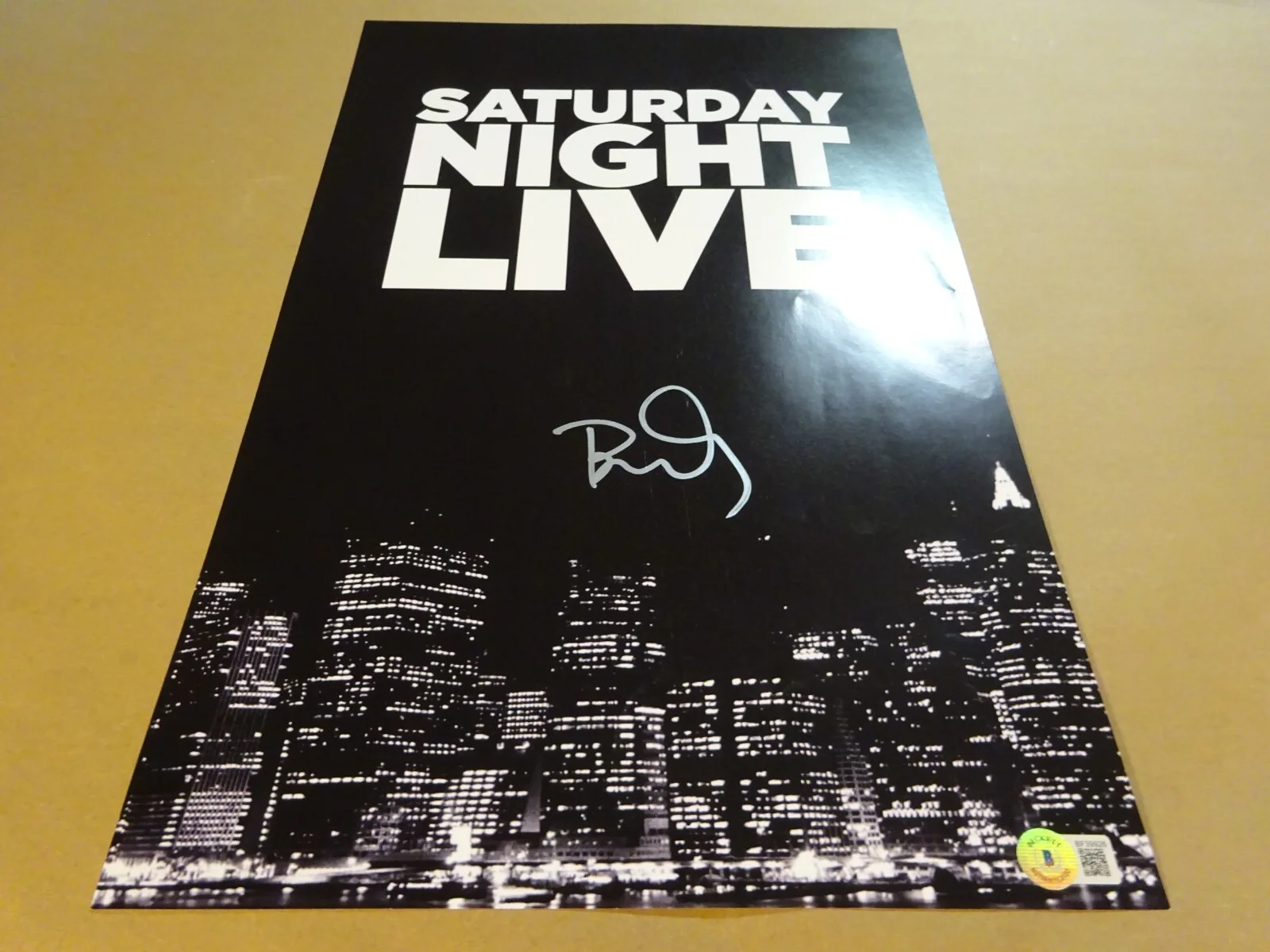 Bowen Yang — Signed BOWEN YANG Autographed SATURDAY NIGHT LIVE 11"x17" Photo Beckett BAS COA, image 2