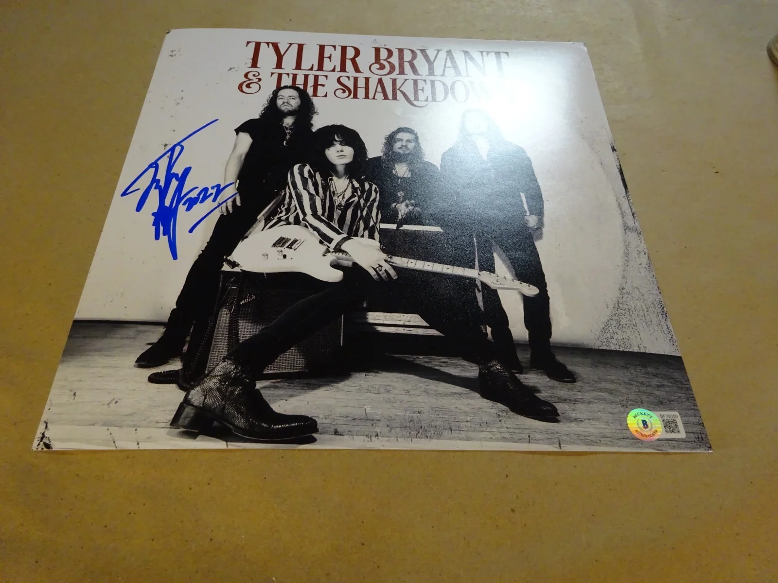 Autographed Tyler Bryant And The Shakedown Signed Album Flat 12x12 Photo BAS COA, image 2