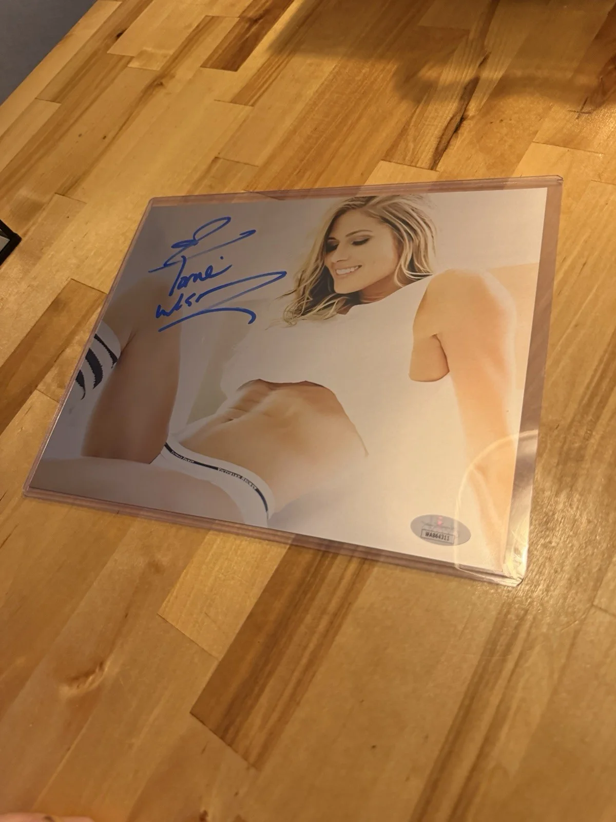 Torrie Wilson Signed 8x10 Photo WWE WWF DIVA Autographed JSA COA, изображение 2