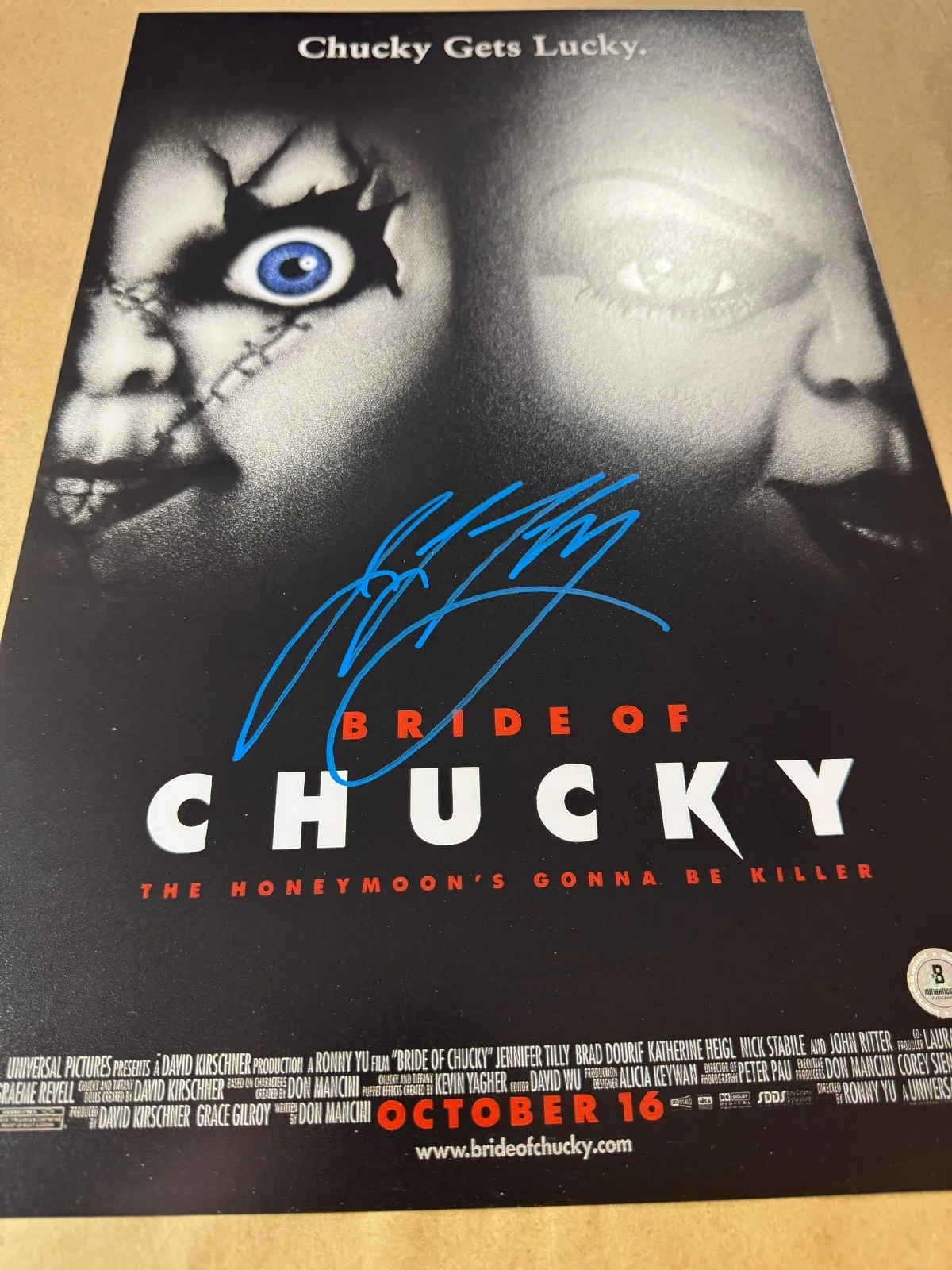 Jennifer Tilly — Signed Jennifer Tilly Autographed Bride of Chucky 11”x17” Photo Beckett BAS COA, изображение 2