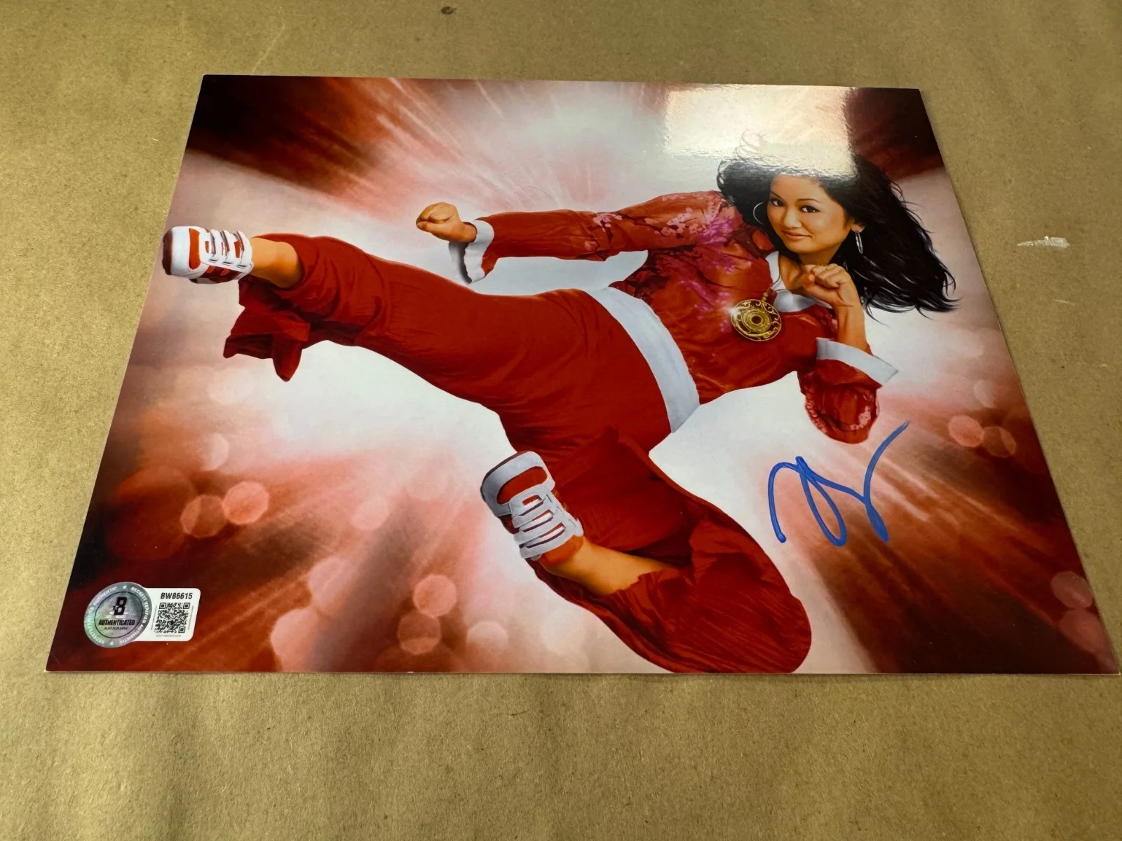 Brenda Song — Signed Brenda Song Autographed Wendy Wu 8"x10" Photo Beckett BAS COA, image 2
