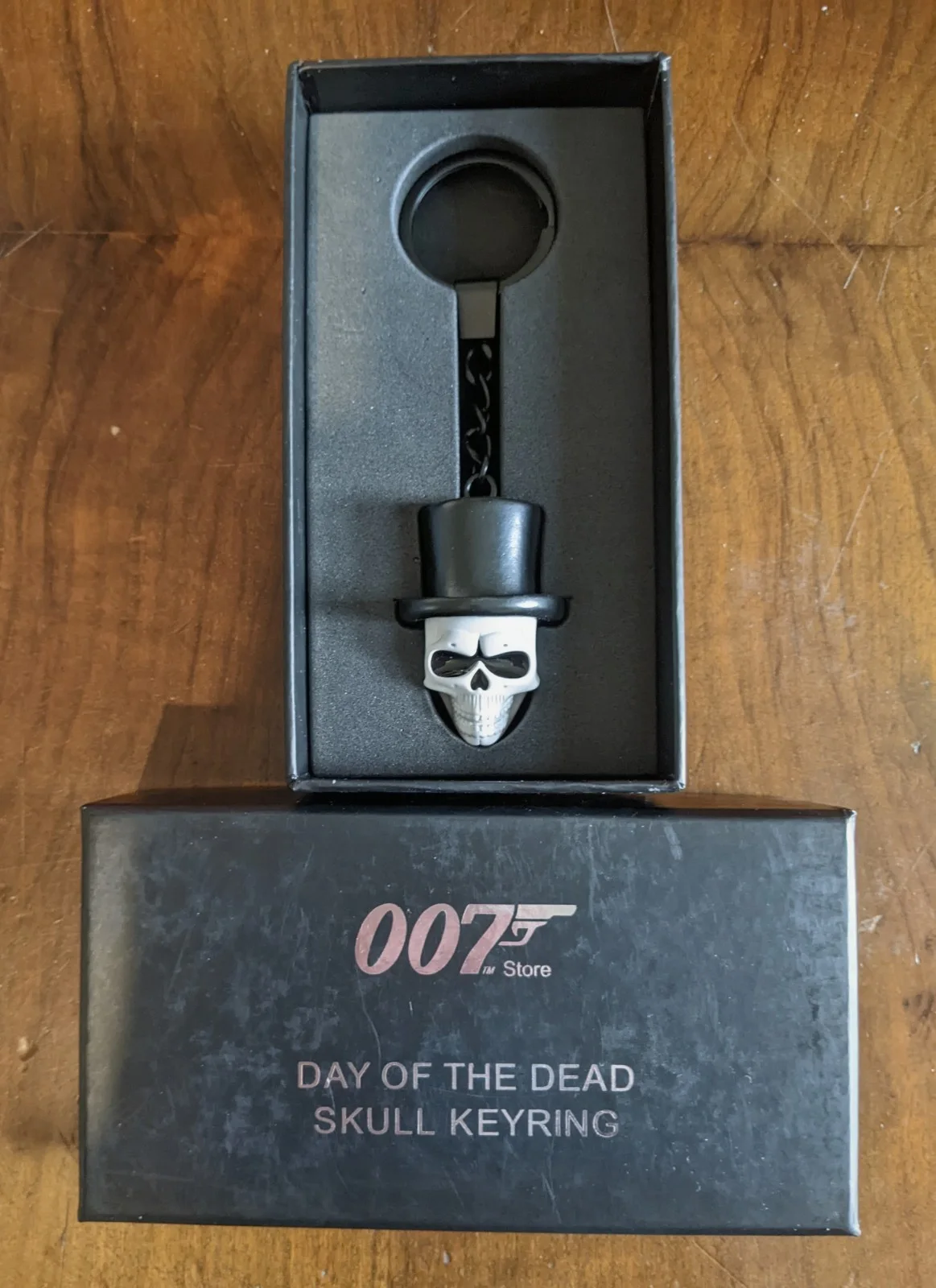 James Bond 007 "Day Of The Dead" Keyring From Spectre. 007 Store Exclusive MIB, изображение 4