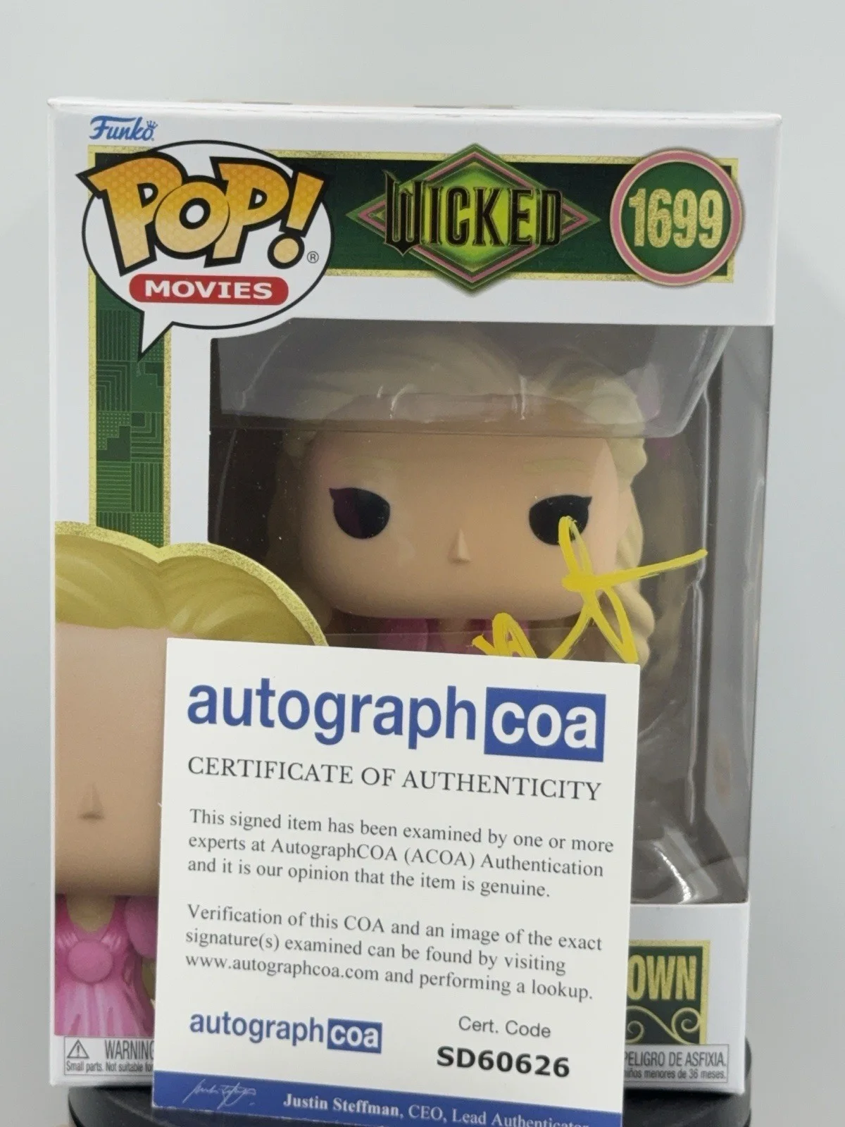JON M CHU — FUNKO POP #1699 JON M CHU SIGNED GLINDA IN NIGHTGOWN WICKED AutographCOA SD60626, изображение 3