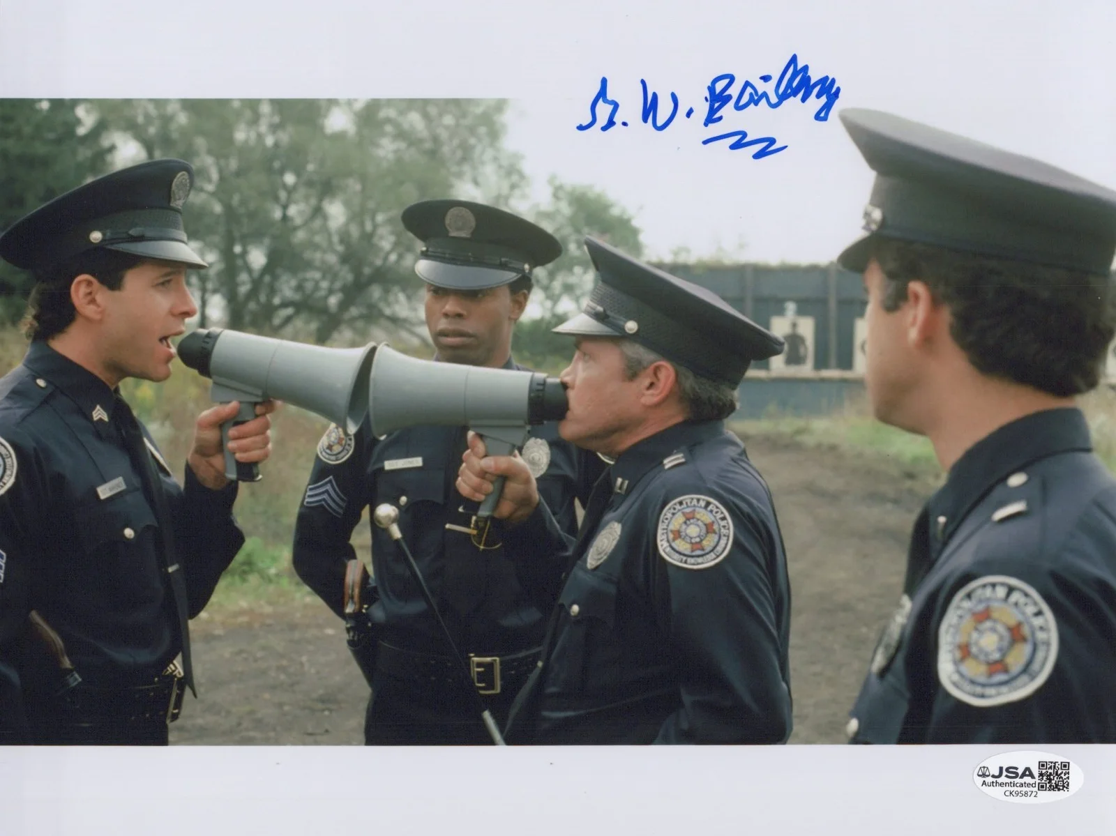 G.W. BAILEY — GW BAILEY Hand Signed POLICE ACADEMY 8x10 Photo AUTHENTIC Autograph JSA COA CERT