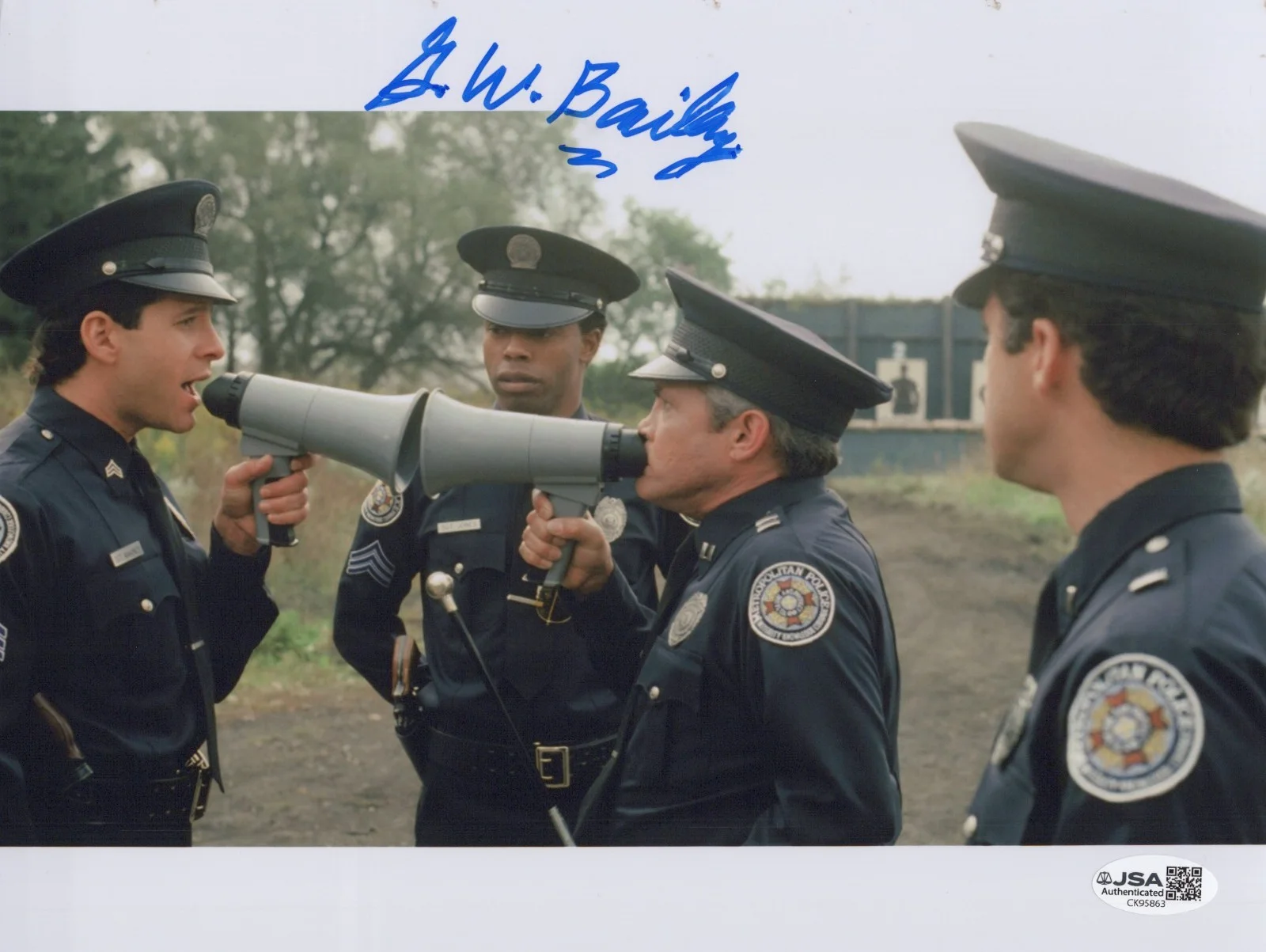 G.W. BAILEY — GW BAILEY Hand Signed POLICE ACADEMY 8x10 Photo AUTHENTIC Autograph JSA COA CERT