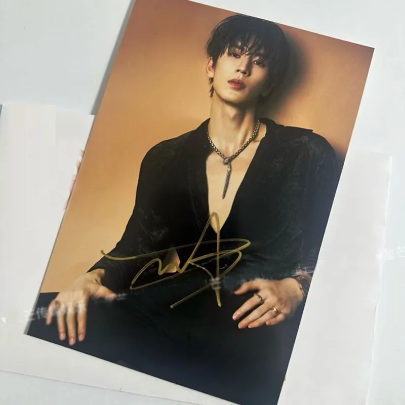 Zhang Linghe Autographed Signed Photo Pictures Card Collection, image 2