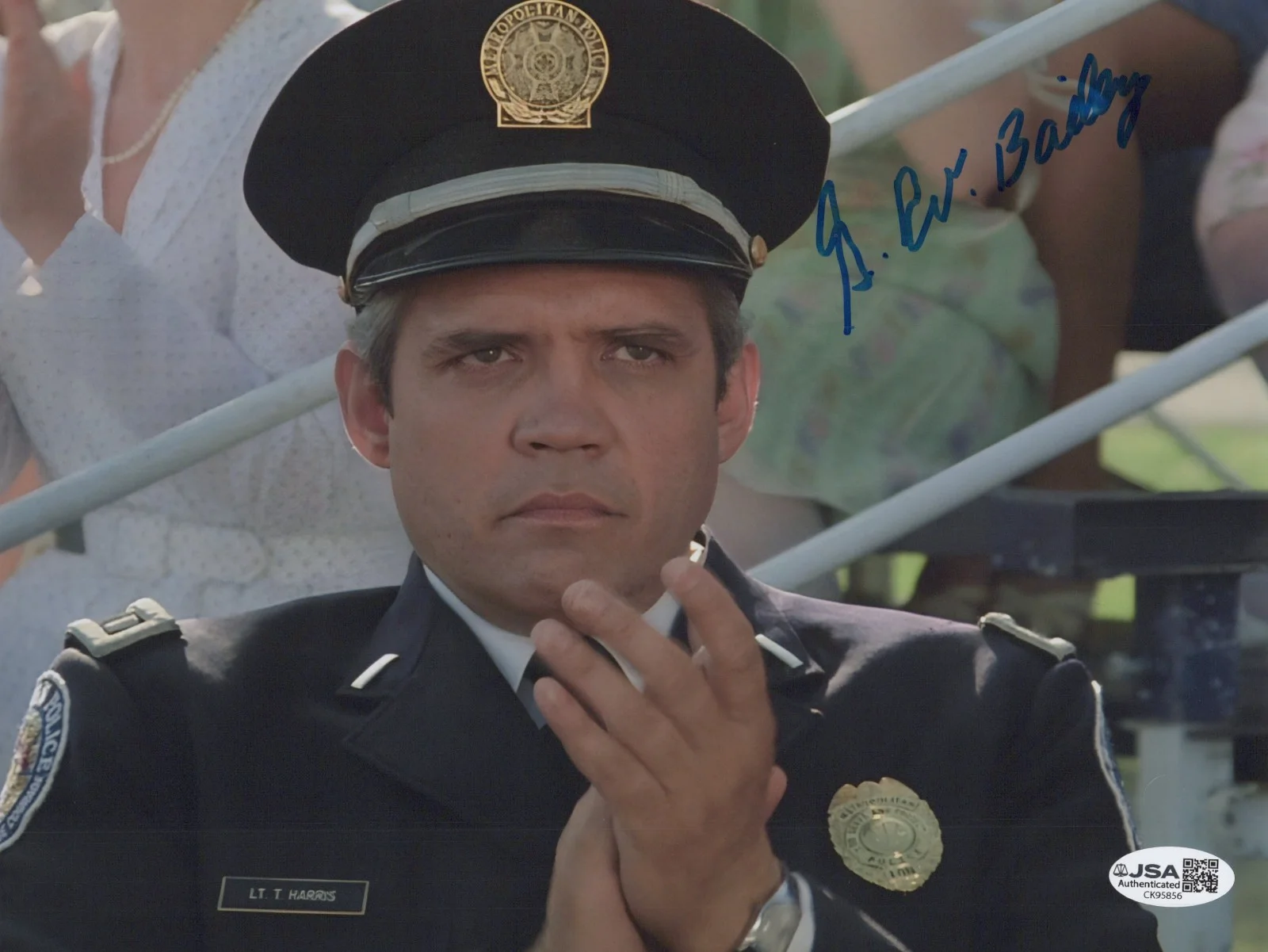 G.W. BAILEY — GW BAILEY Hand Signed POLICE ACADEMY 8x10 Photo AUTHENTIC Autograph JSA COA CERT