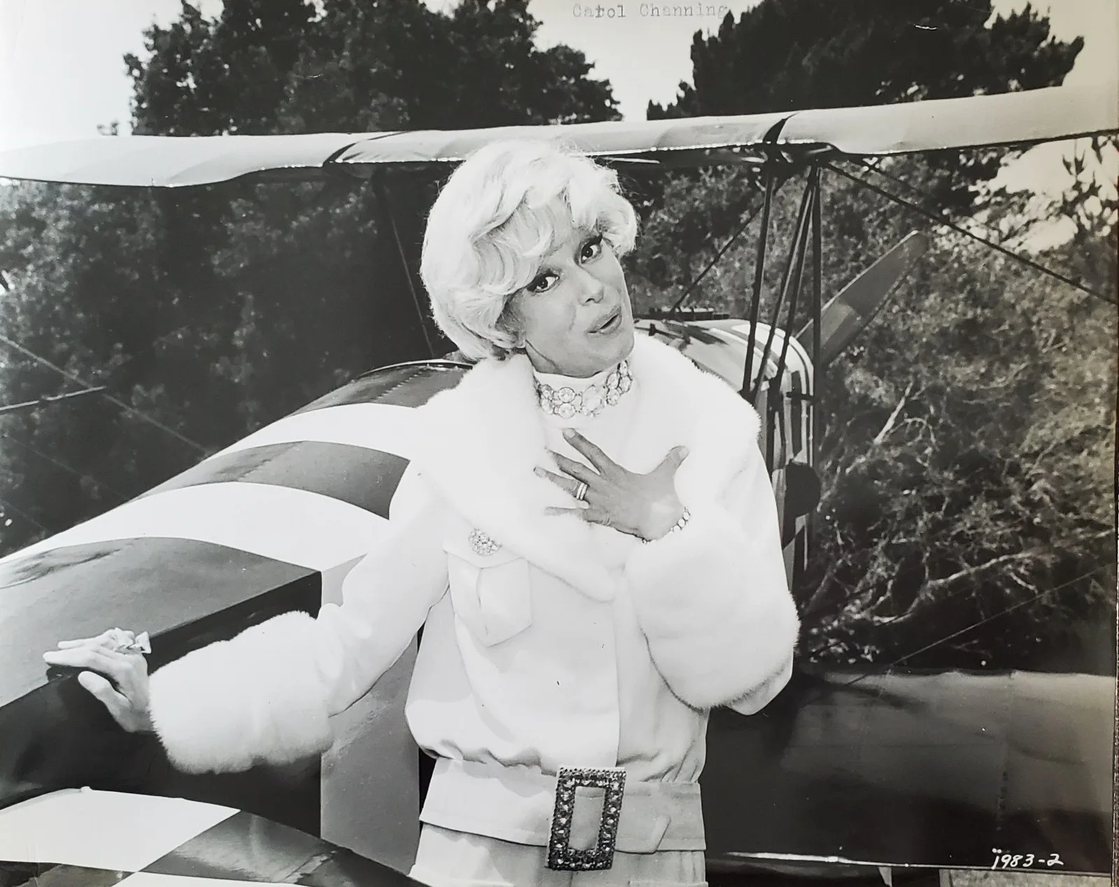 JULIE ANDREWS - 3 VINTAGE ORIGINAL 1967 PRESS PHOTOS THOROUGHLY MODERN MILLIE, изображение 4