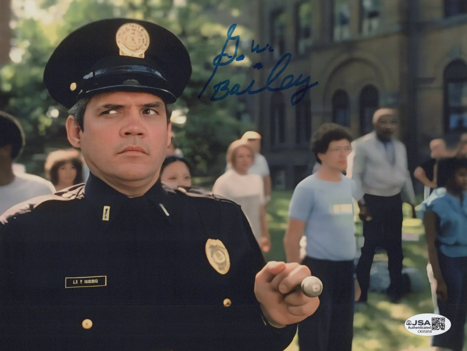 G.W. BAILEY — GW BAILEY Hand Signed POLICE ACADEMY 8x10 Photo AUTHENTIC Autograph JSA COA CERT