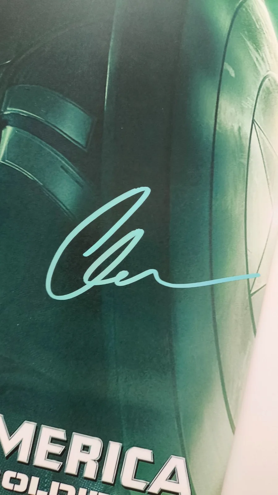 CHRIS EVANS — CHRIS EVANS ( Captain America ) SIGNED AUTOGRAPHED PHOTO 8X12, image 4