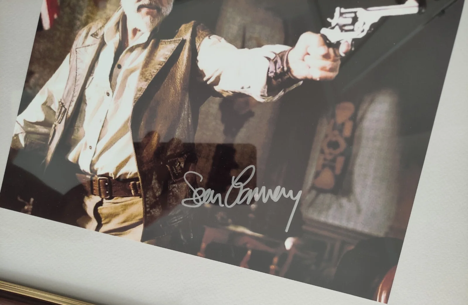 SEAN CONNERY — SEAN CONNERY SIGNED AUTOGRAPHED PHOTO 8X10 RARE, image 2