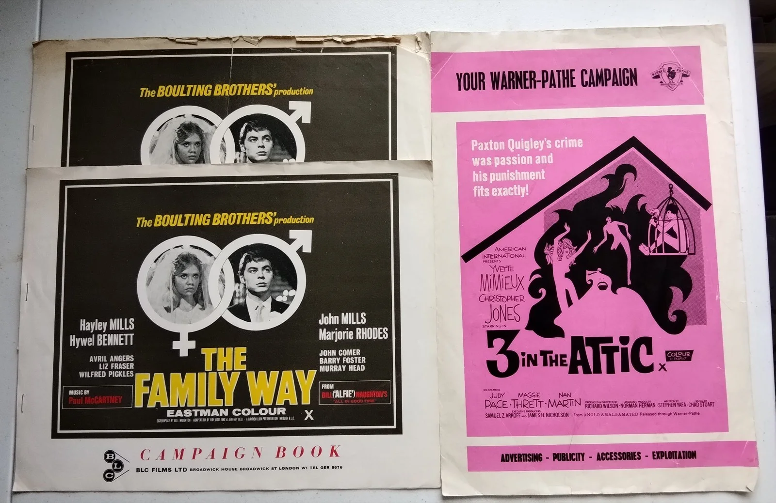 JOB LOT OF VARIOUS FILM CAMPAIGN BROCHURES & PROMOTIONAL MATERIAL., изображение 2