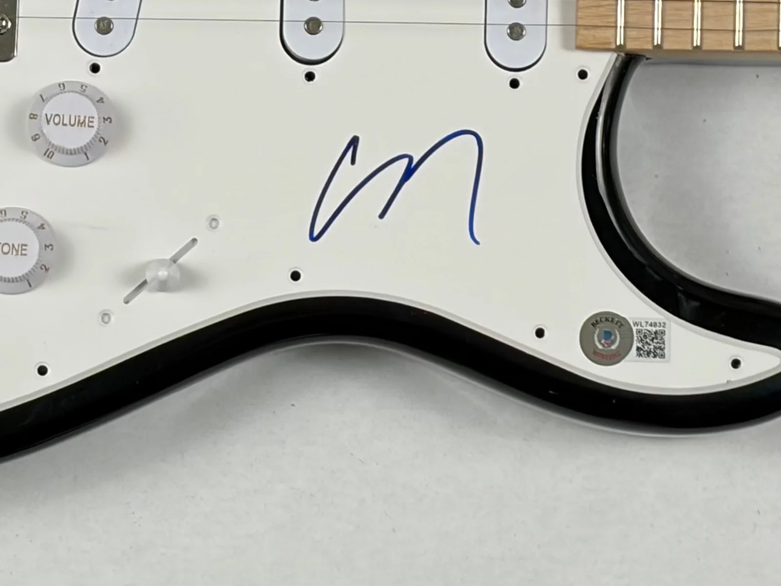 Corey Taylor Signed Autograph SLIPKNOT Electric Guitar Proof Beckett Witness COA, изображение 5