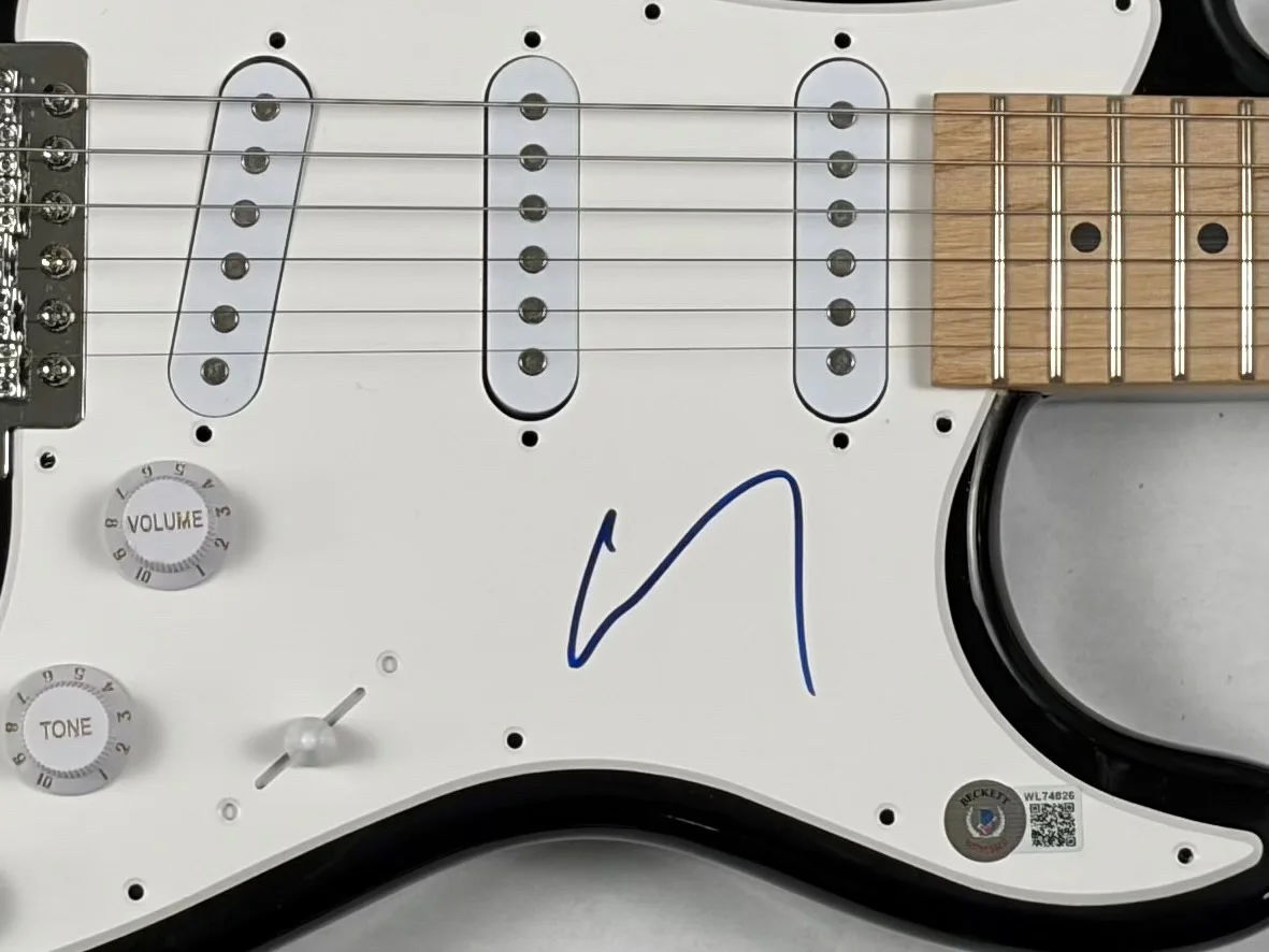 Corey Taylor Signed Autograph SLIPKNOT Electric Guitar Proof Beckett Witness COA, изображение 4