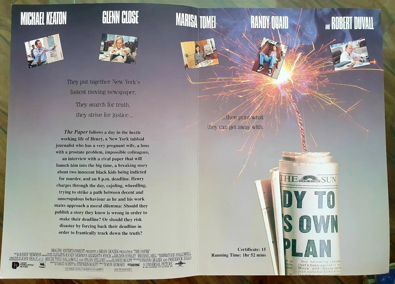 THE PAPER - HIGH QUALITY CARD ORIGINAL SYNOPSIS BOOKLET - KEATON, GLENN CLOSE, изображение 2