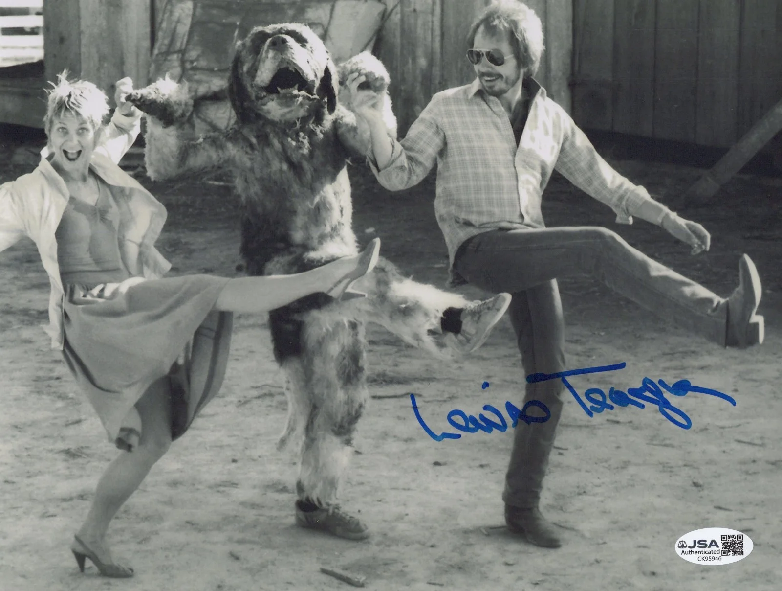 LEWIS TEAGUE — LEWIS TEAGUE Signed CUJO 8X10 Photo AUTHENTIC DIRECTOR AUTOGRAPH JSA COA CERT