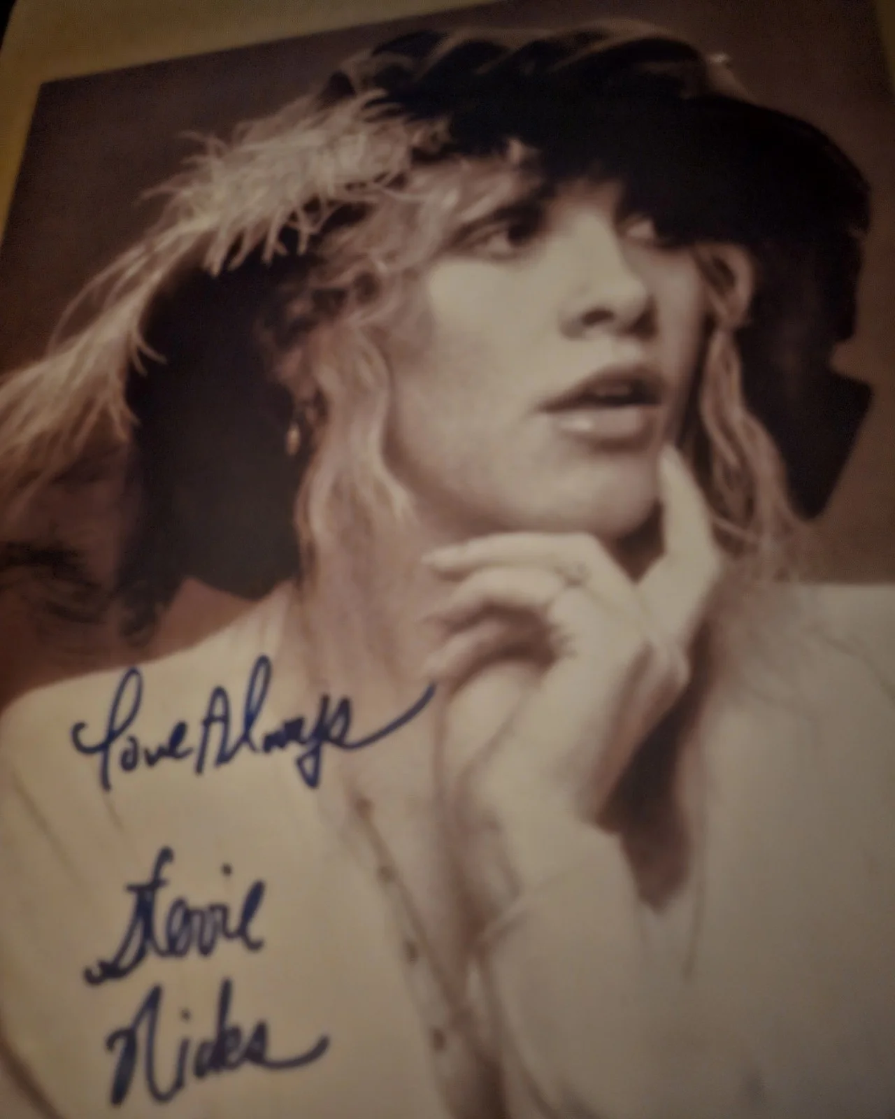 BEAUTIFUL ORIGINAL STEVIE NICKS AUTOGRAPH PHOTO 8X12" WITH COA, изображение 5