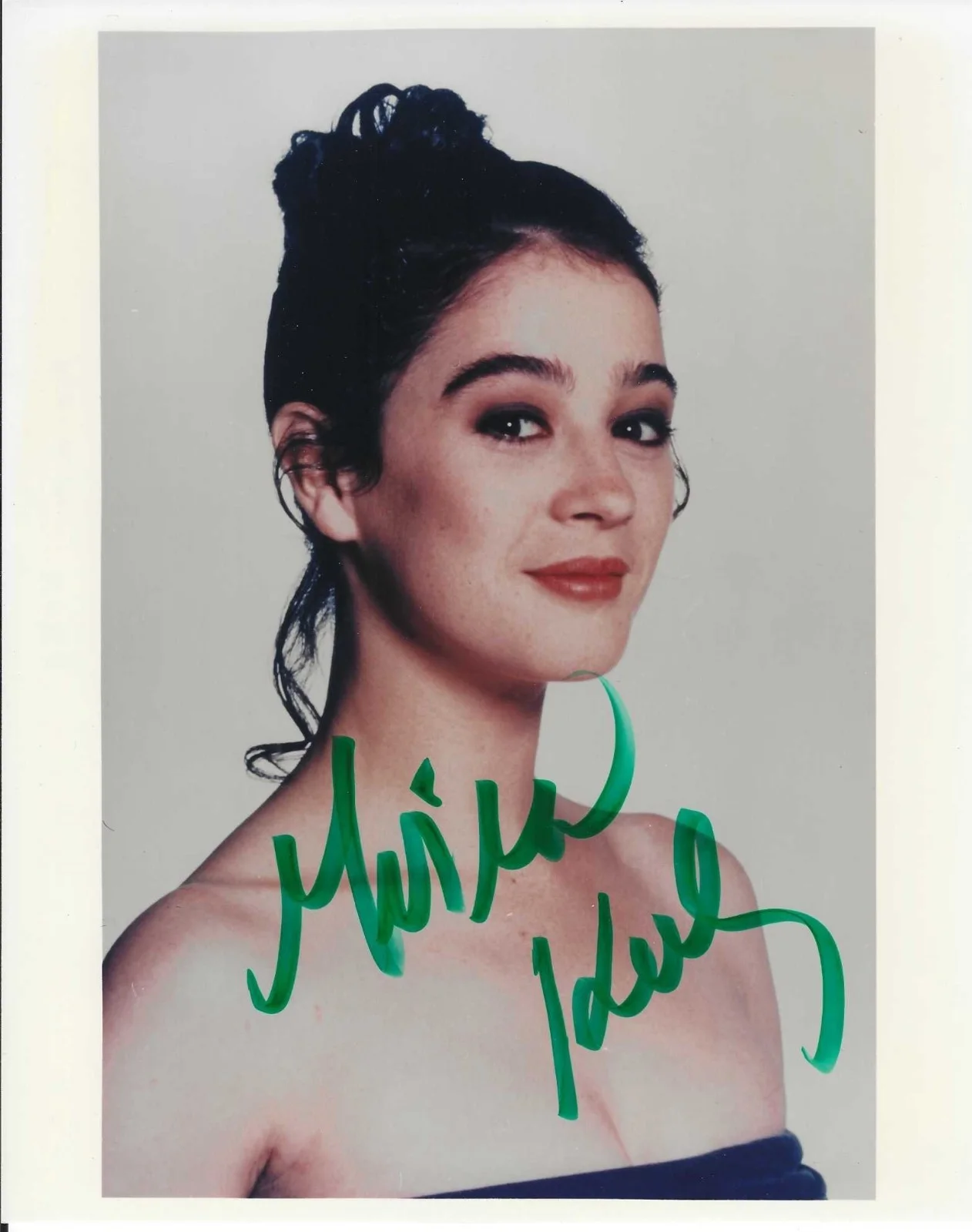 MOIRA KELLY — MOIRA KELLY HAND SIGNED PHOTO 8x10 "CUTTING EDGE"