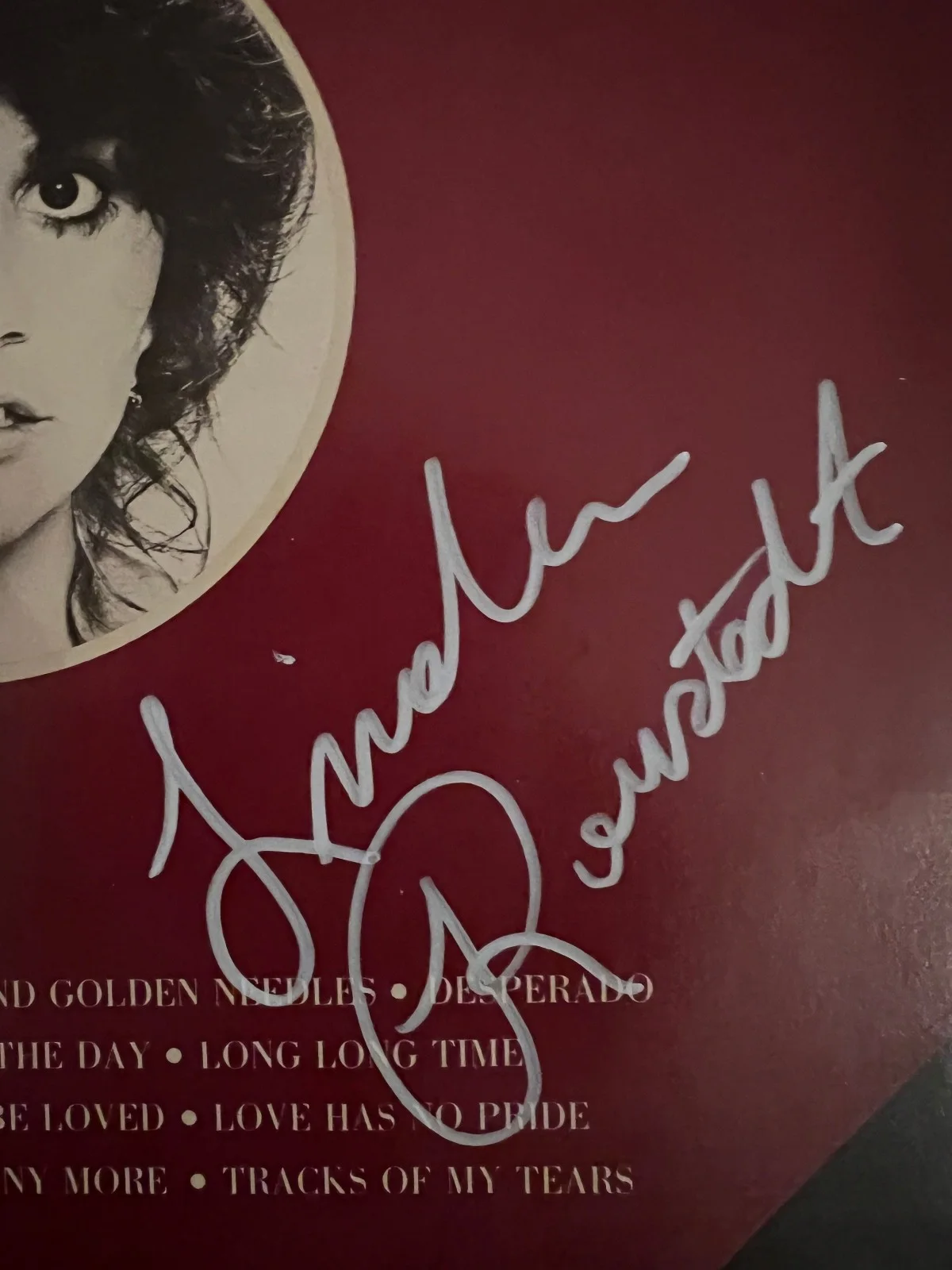 Linda Ronstadt Greatest Hits signed Vinyl Autograph, image 2