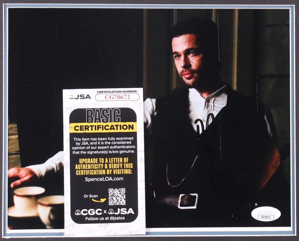 Brad Pitt — Brad Pitt Signed "The Assassination of Jesse James" Custom Matted Display 20x24, изображение 2