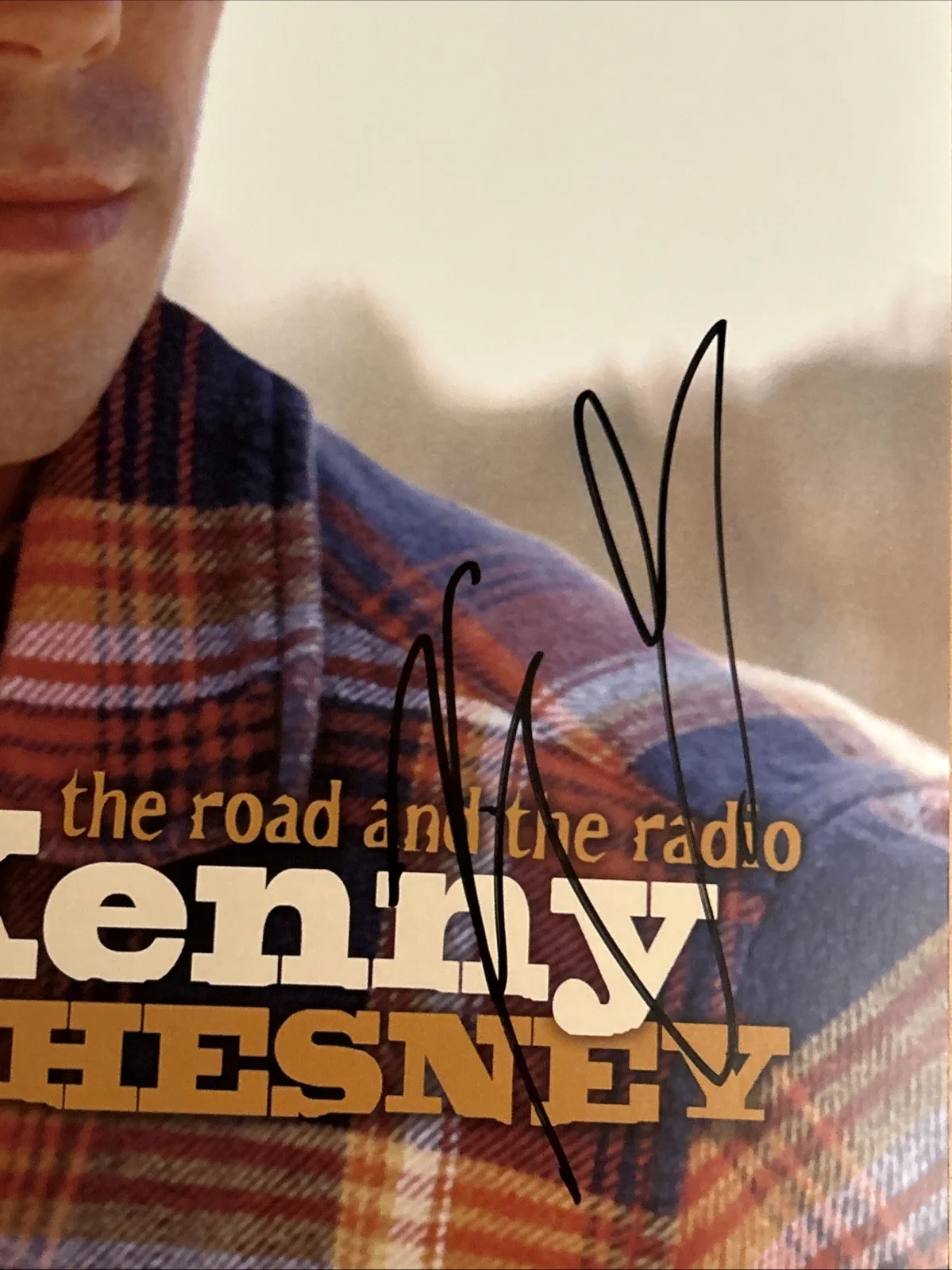 Kenny Chesney Autographed The Road And The Radio Album Vinyl JSA Certified, изображение 2