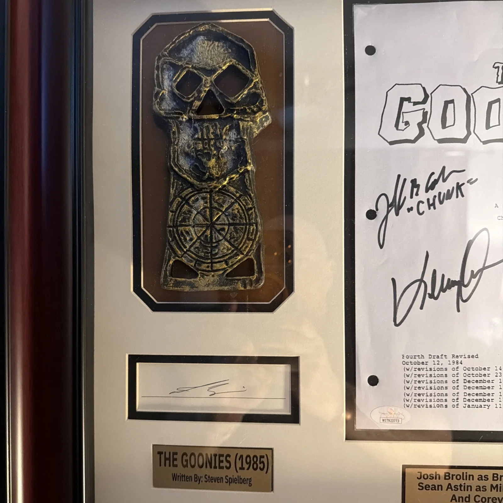 Goonies Cast Signed Framed Script Autographed JSA COA Corey Feldman Movie, image 2