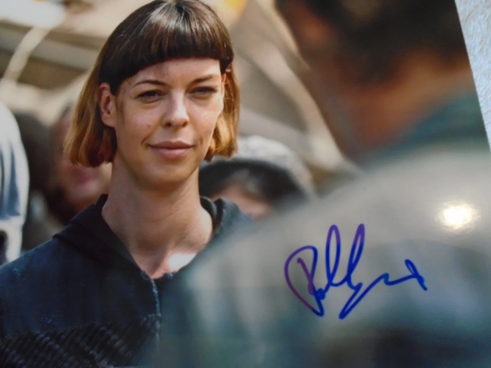 POLYANNA MCINTOSH — POLYANNA McINTOSH (Walking Dead) Signed (8x10) Photo, image 2