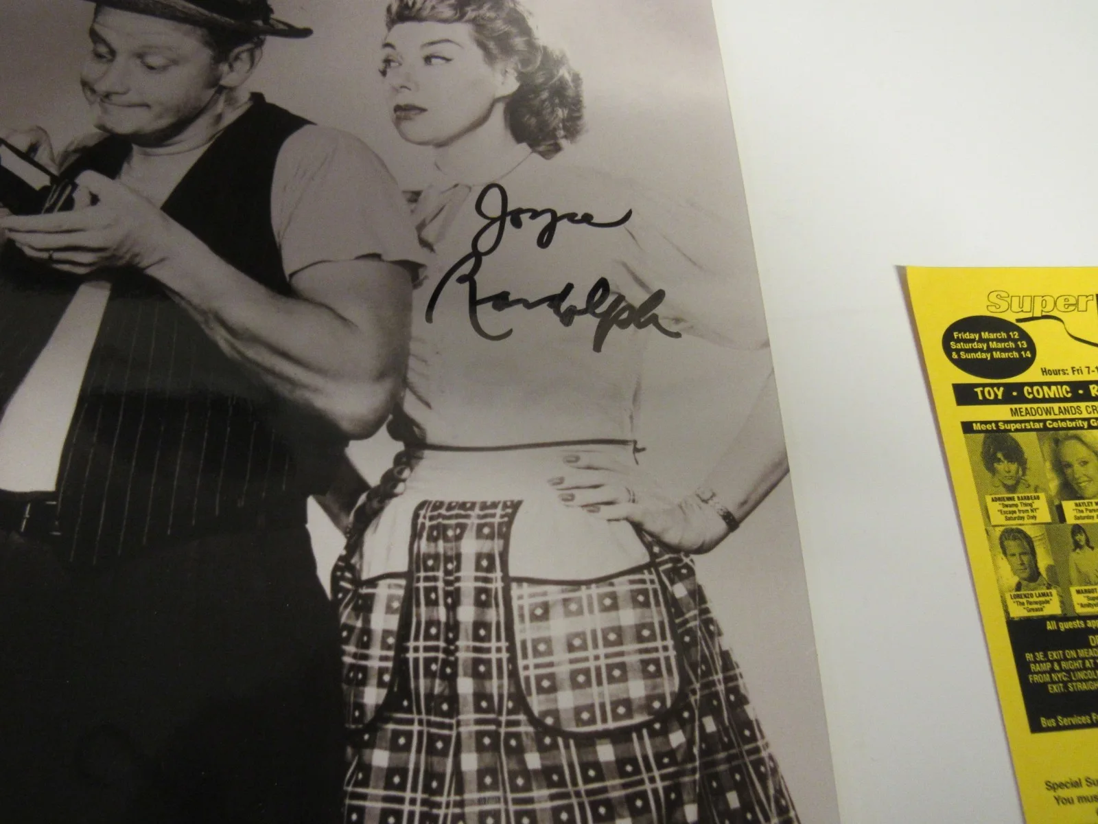 Joyce Randolph — Joyce Randolph The Honeymooners Signed Autograph 8 x 10 Photo with COA, image 3
