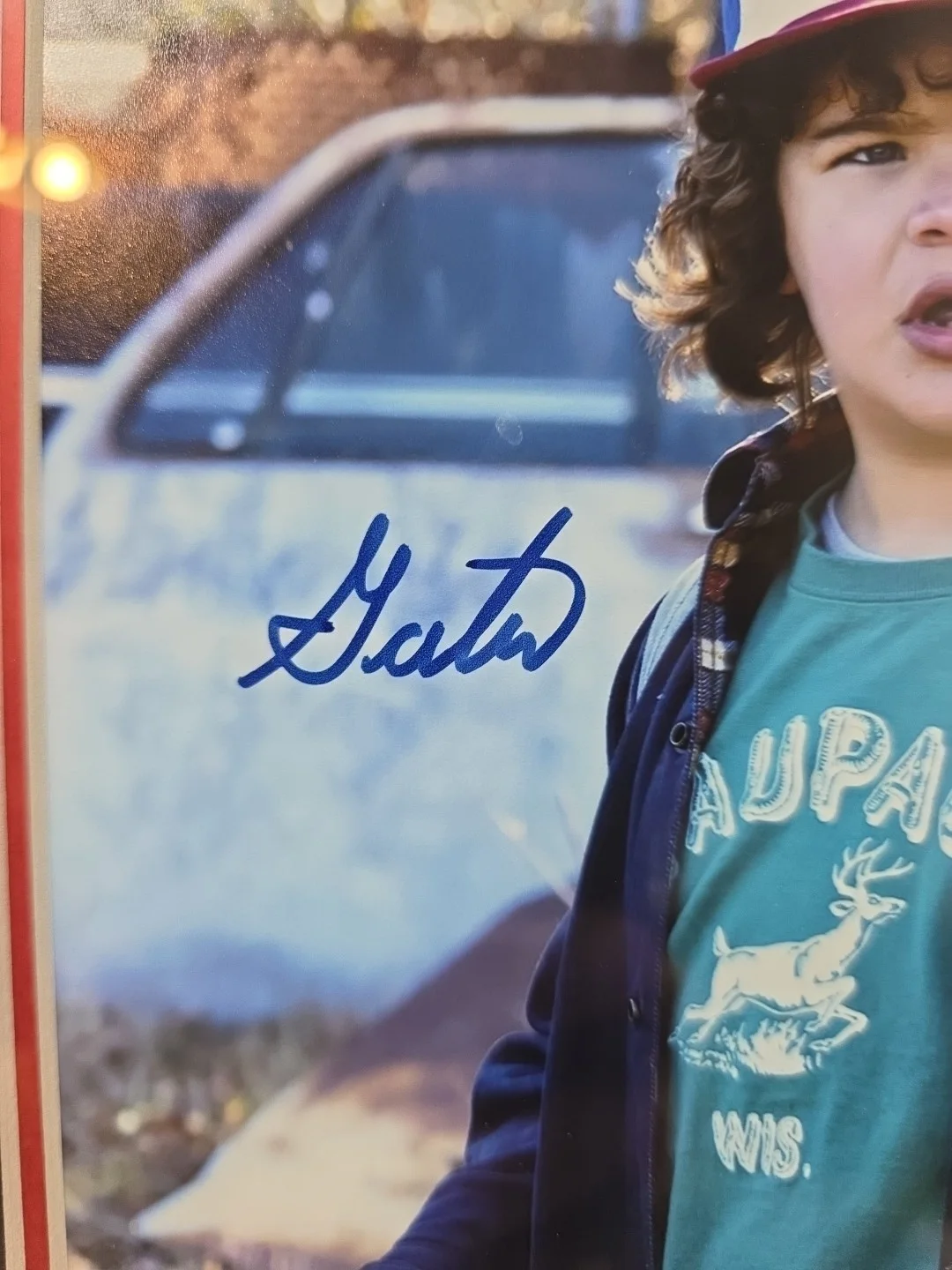 Gaten Matarazzo — Stranger Things Gaten Matarazzo Signed 8x10 Photo Framed JSA Authentication, image 3