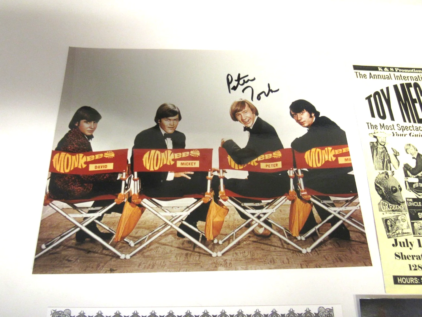 Peter Tork Monkees Signed Autograph 8 x 10 Color Photo with COA, изображение 2
