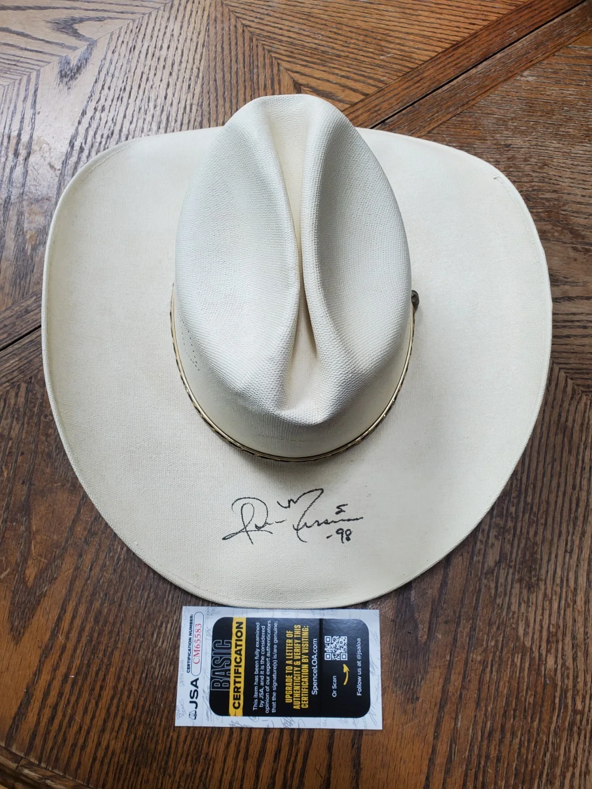 NICE Signed Autographed Jo Dee Messina Cowboy Hat Music Country JSA COA, изображение 2