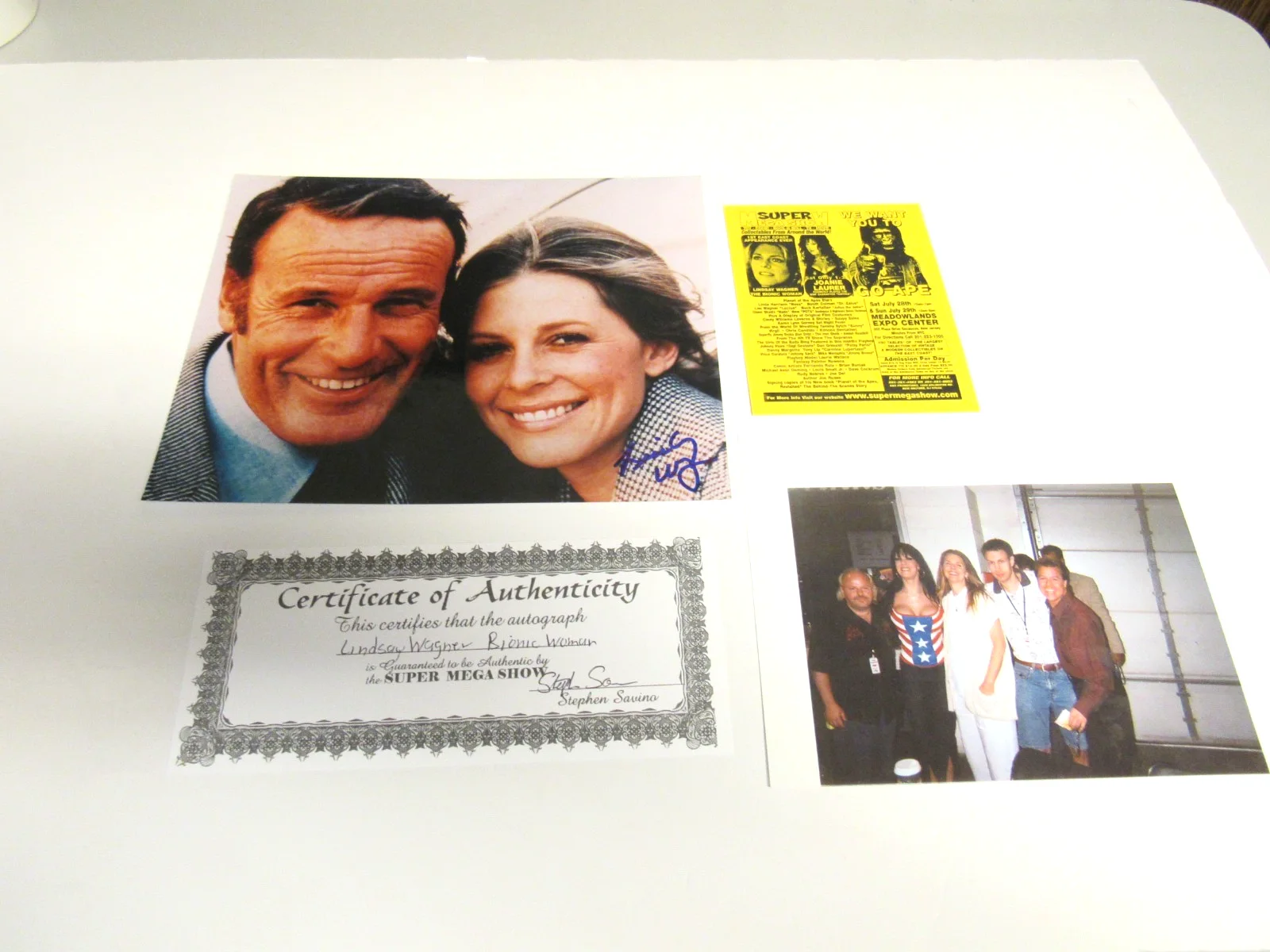 Lindsay Wagner — Lindsay Wagner The Bionic Woman Signed Autograph Photo with COA