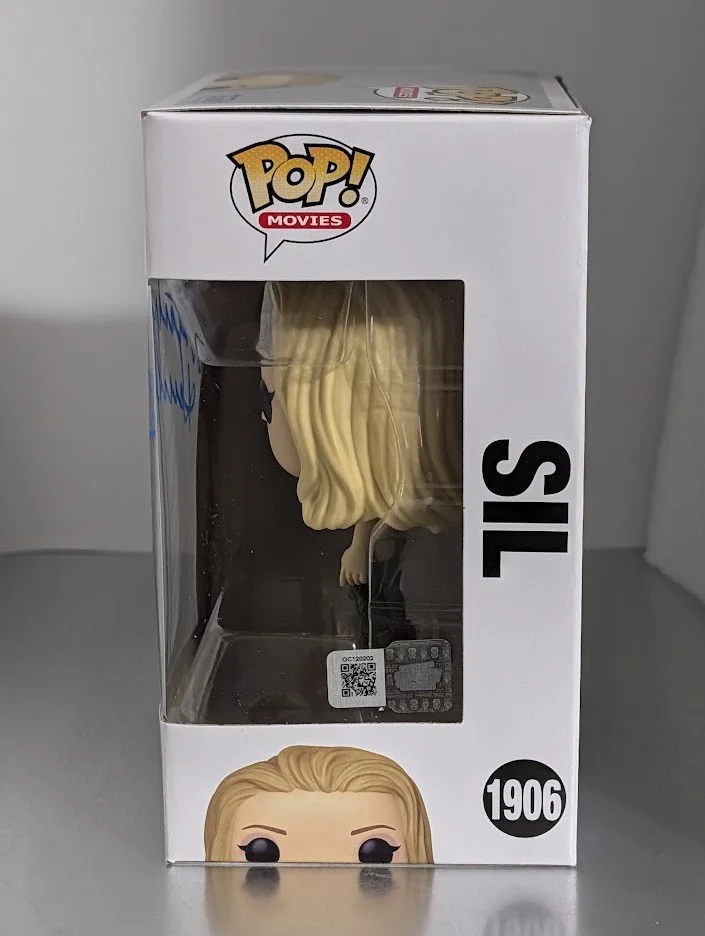 Natasha Henstridge — Natasha Henstridge Autographed Signed Funko Pop #1906 SIL Species - Blue, изображение 2