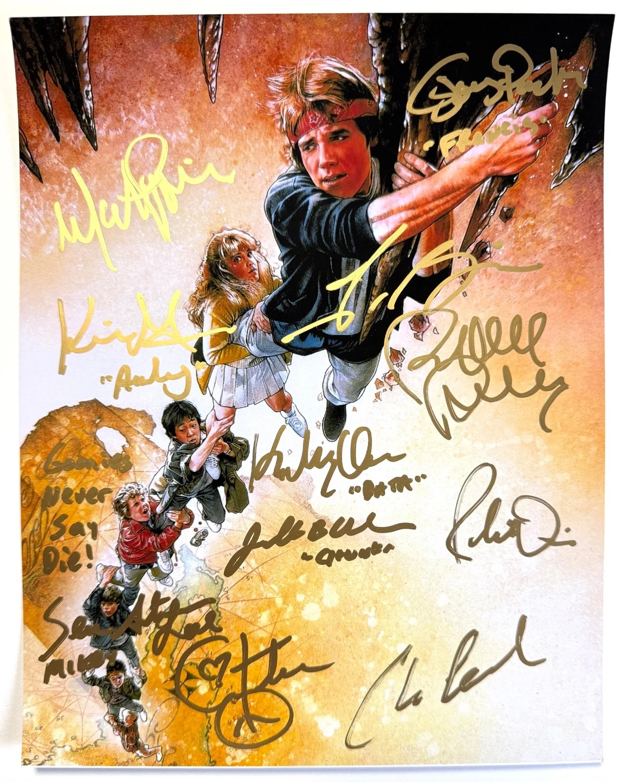 Cast — THE GOONIES photo cast signed by all SEAN ASTIN JOSH BROLIN KEY HUY QUAN w/quote