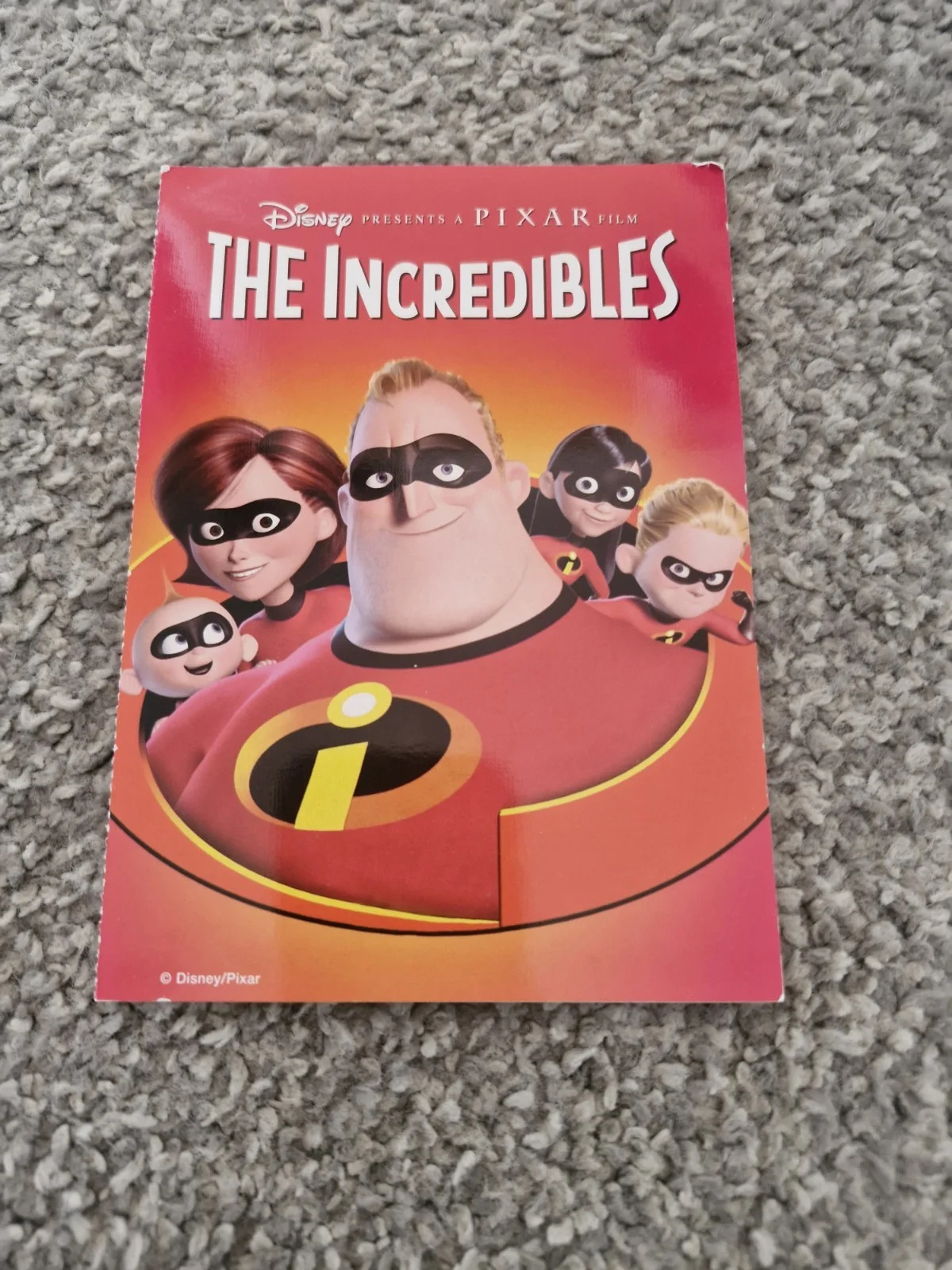 COLLECTIBLE The Incredibles Limited Edition circa. 2004 Cards Family Pixar, изображение 2
