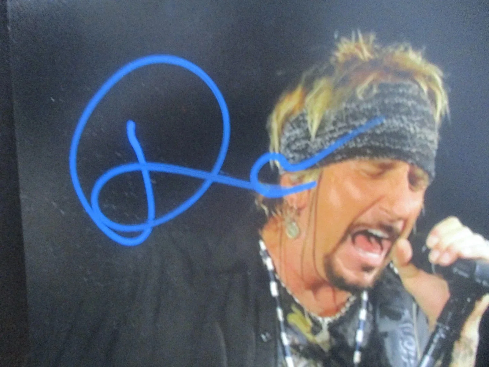 GREAT WHITE AUTHENTIC SIGNED/AUTOGRAPHED 8X10 PHOTO #2 JACK RUSSELL (RIP), image 2