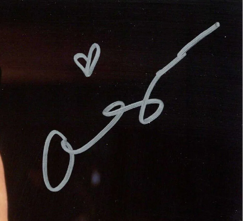 ALICIA SILVERSTONE SIGNED AUTOGRAPHED 11x14 PHOTO CLUELESS YOUNG OPX BECKETT BAS, image 2