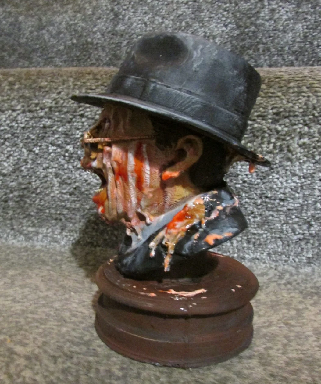RAIDERS OF THE LOST ARK MELTING TOHT 1/3 STATUE PAINTED AND FINISHED, изображение 3