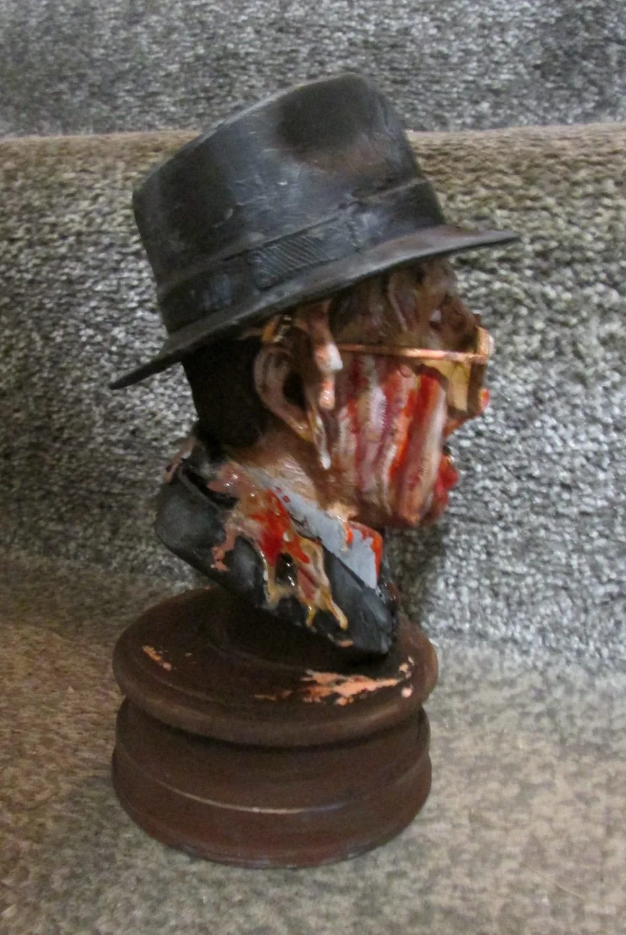 RAIDERS OF THE LOST ARK MELTING TOHT 1/3 STATUE PAINTED AND FINISHED, изображение 4