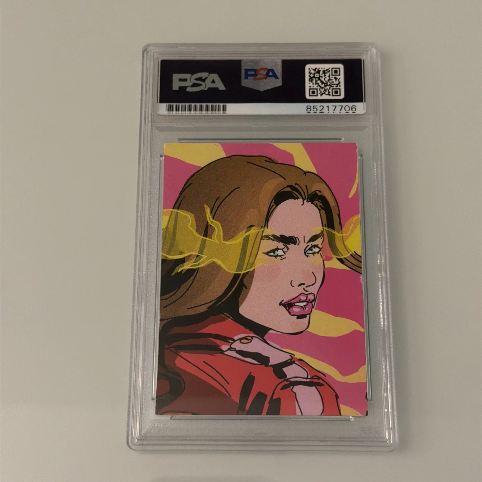 Emilia Clarke — EMILIA CLARKE PSA DNA AUTOGRAPHED SIGNED 3.5 Card, image 2