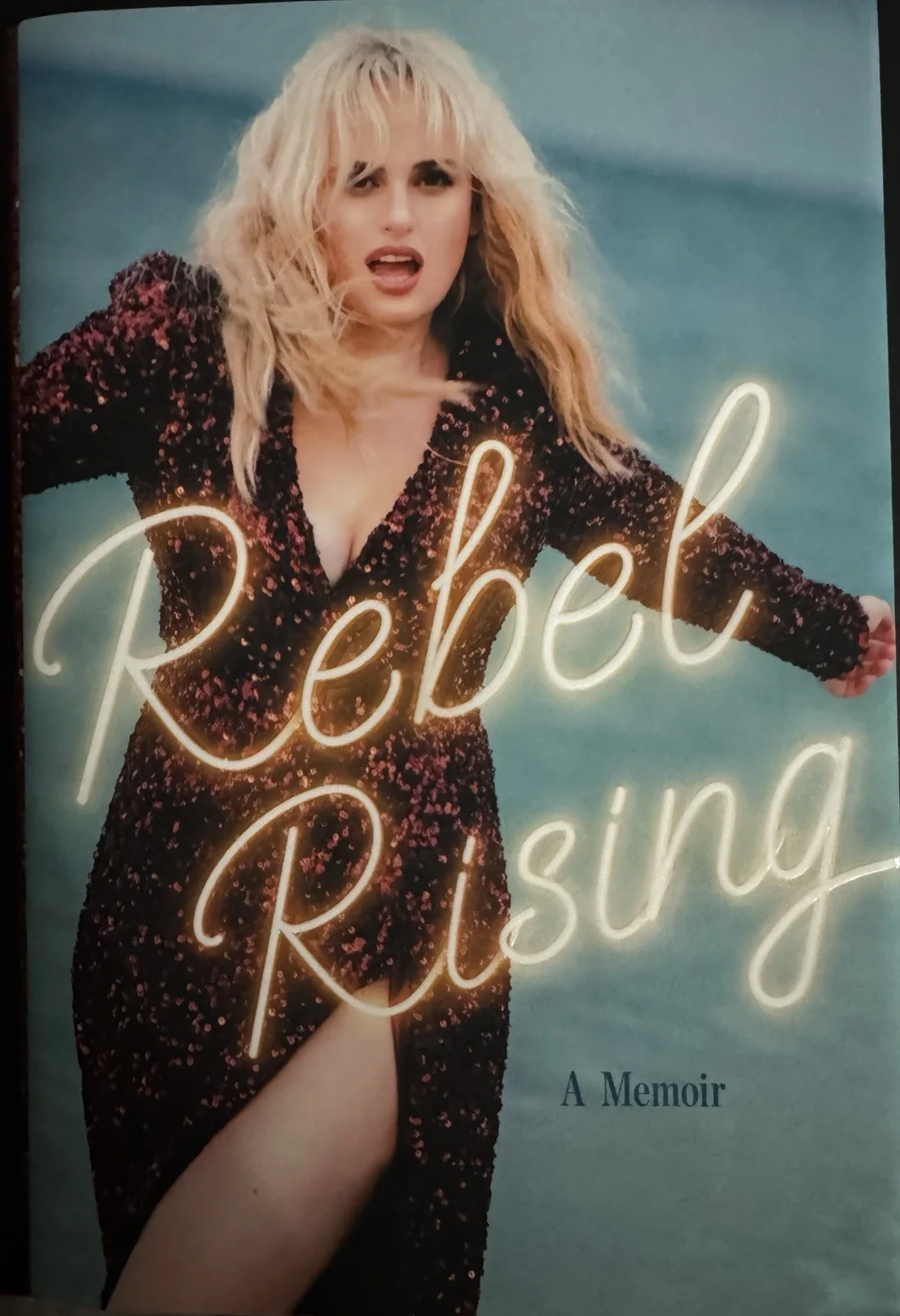 Rebel Wilson — Rebel Wilson Signed Memoir 'Rebel Rising' Book Premiere Collectibles COA