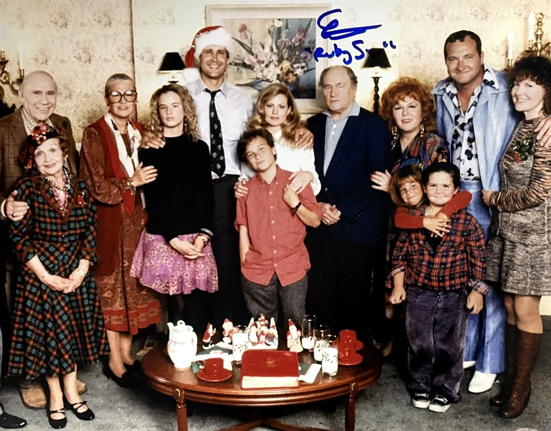 Ellen Latzen — Ellen Latzen Autographed Christmas Vacation 11x14 Parents Photo Ruby Sue TRISTAR