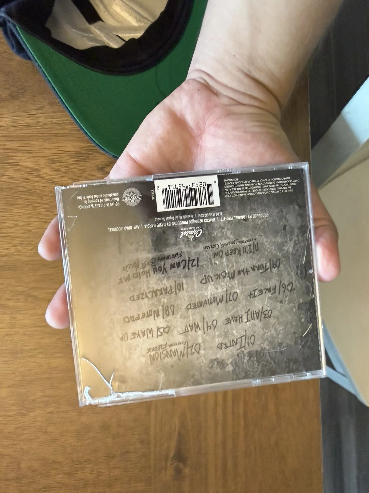 NF Autographed Hat & CD, изображение 5