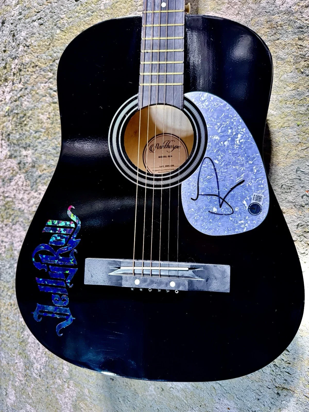 JELLY ROLL SIGNED ACOUSTIC BLACK COUNTRY GUITAR BECKETT COA SON OF A SINNER WWE, изображение 5
