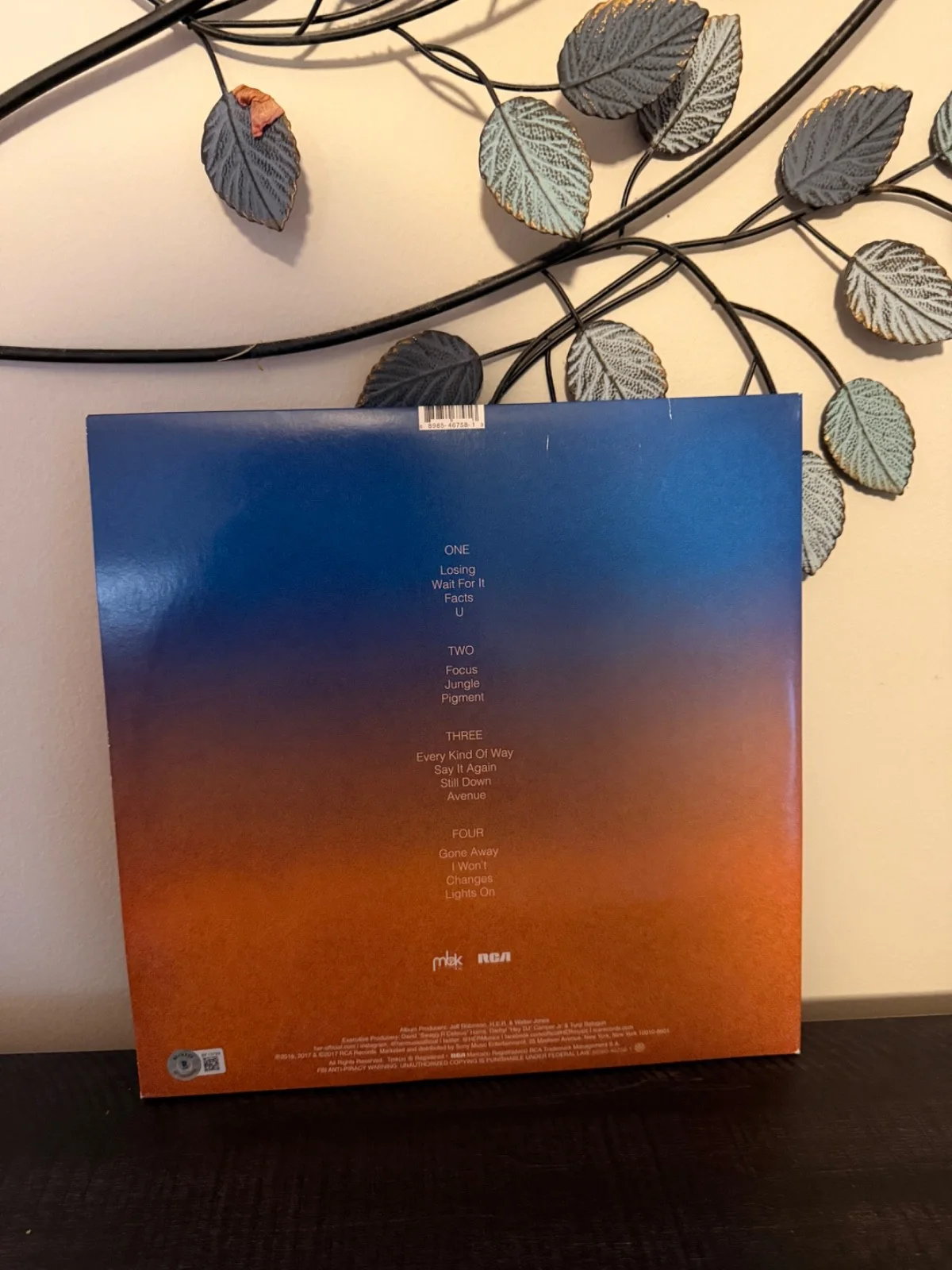 H.E.R. GABRIELLA WILSON SIGNED AUTOGRAPH VINYL ALBUM, image 2