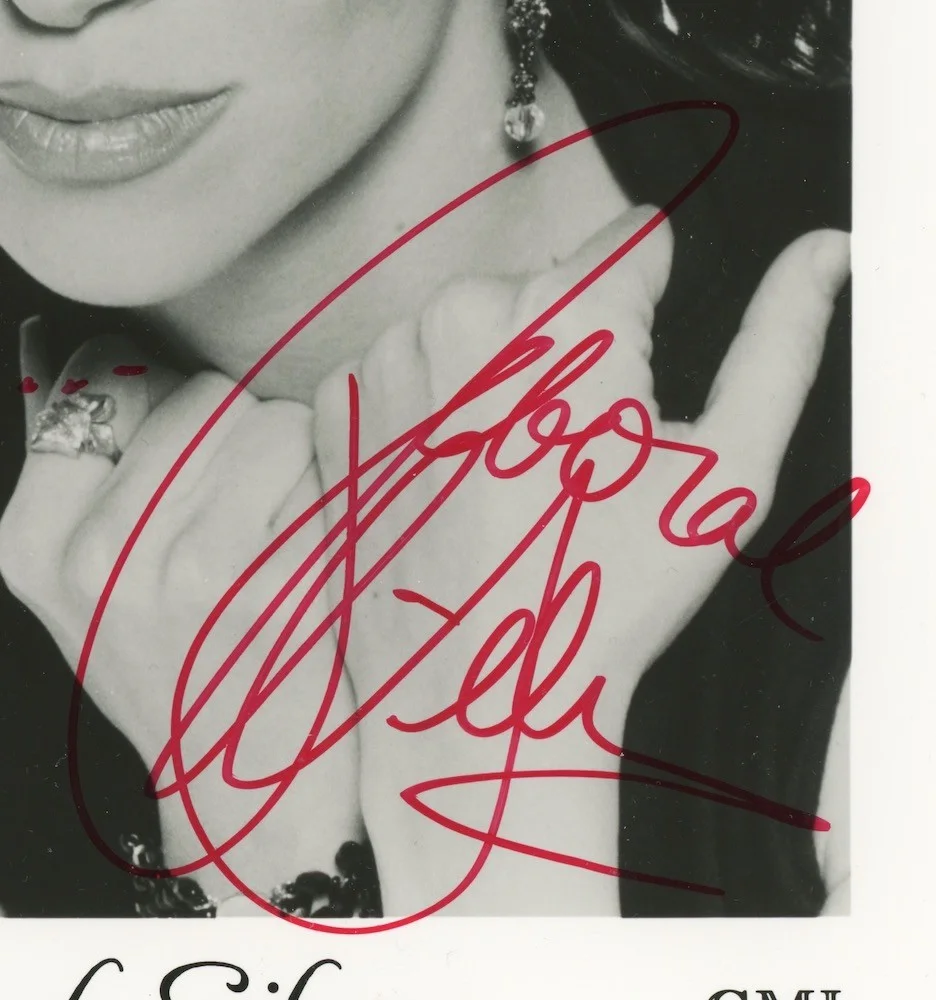 Debbie Gibson Butterfly Actress Autographed Signed 8x10 Photo AMCo COA, изображение 2
