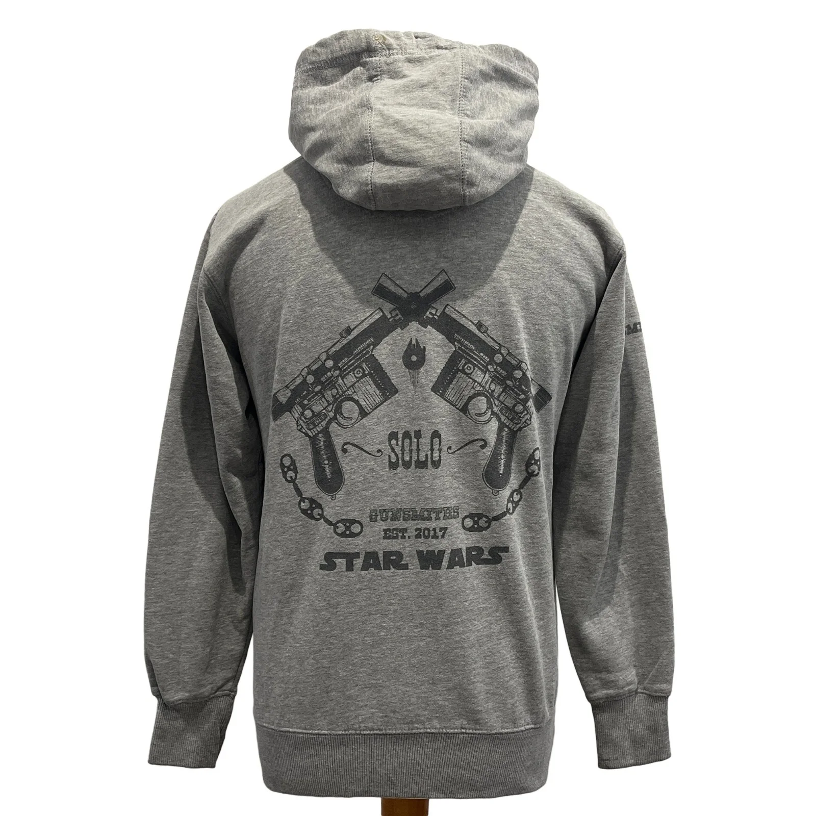 SOLO A Star Wars Story Cast & Crew Hoodie Props Dept Gunsmiths Production Gift S, изображение 2