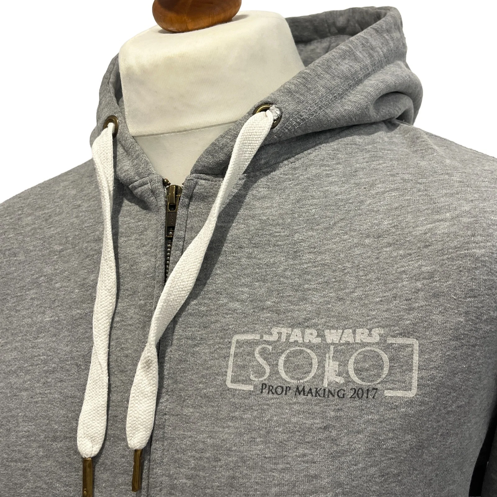 SOLO A Star Wars Story Cast & Crew Hoodie Props Dept Gunsmiths Production Gift S, изображение 4