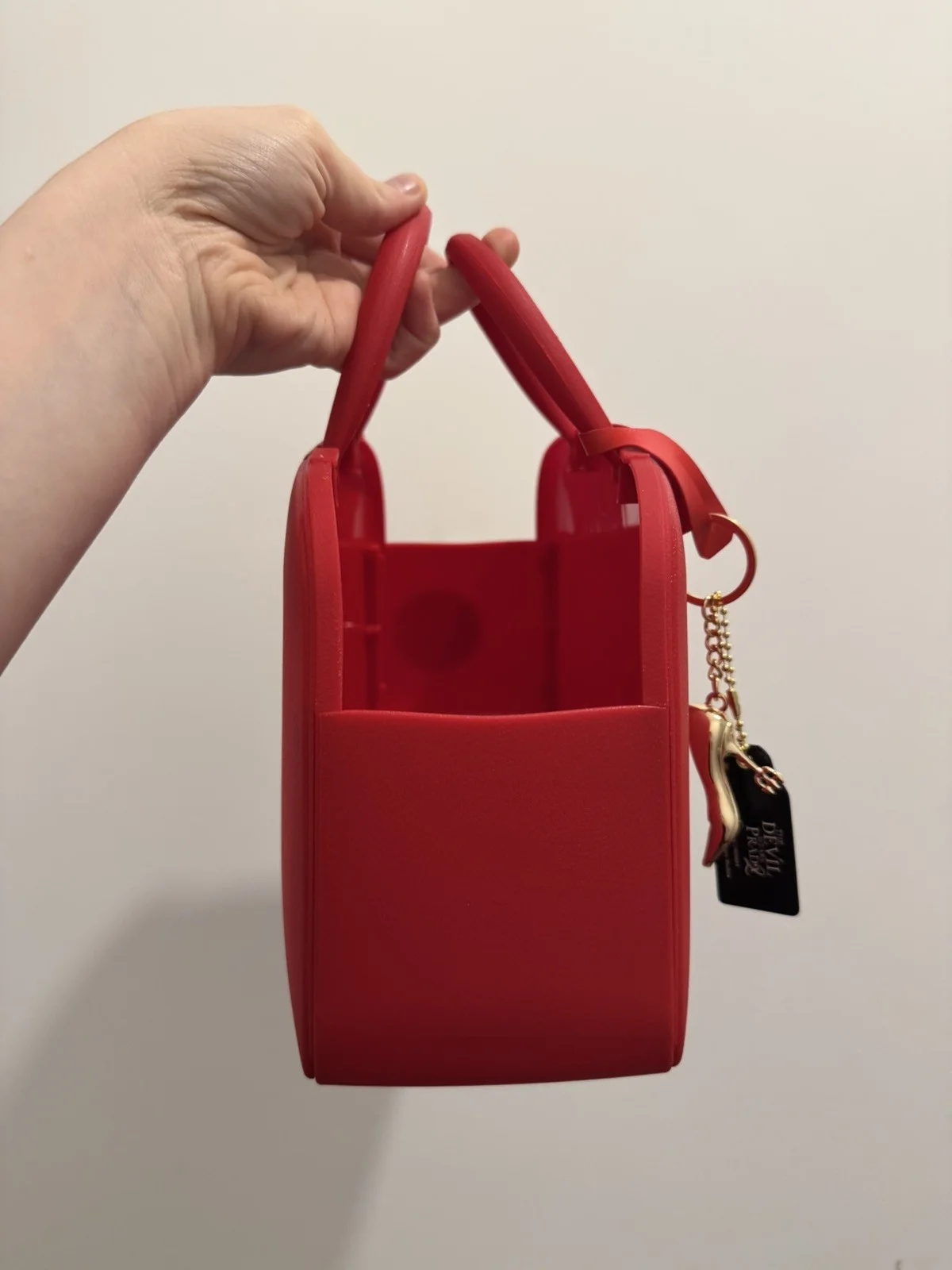 Odeon The Devil Wears Prada 2 Popcorn Bucket Handbag 👠🔥, image 4